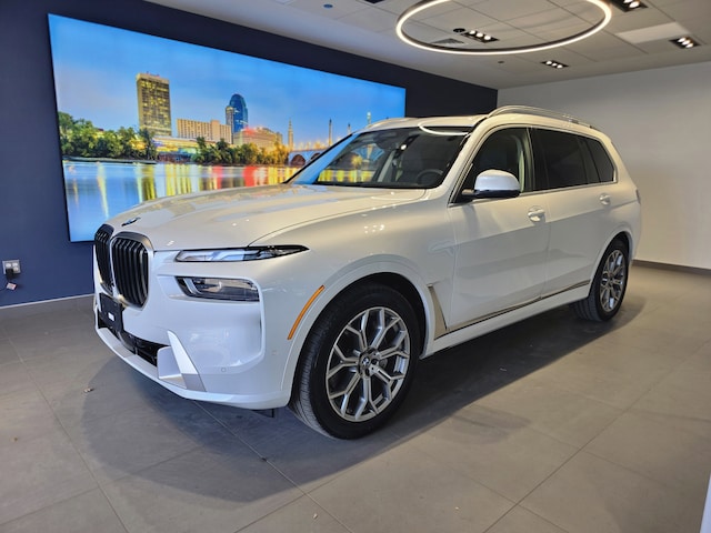 Used 2024 BMW X7 xDrive40i xDrive40i Sports Activity Vehicle for sale in East Hartford, CT