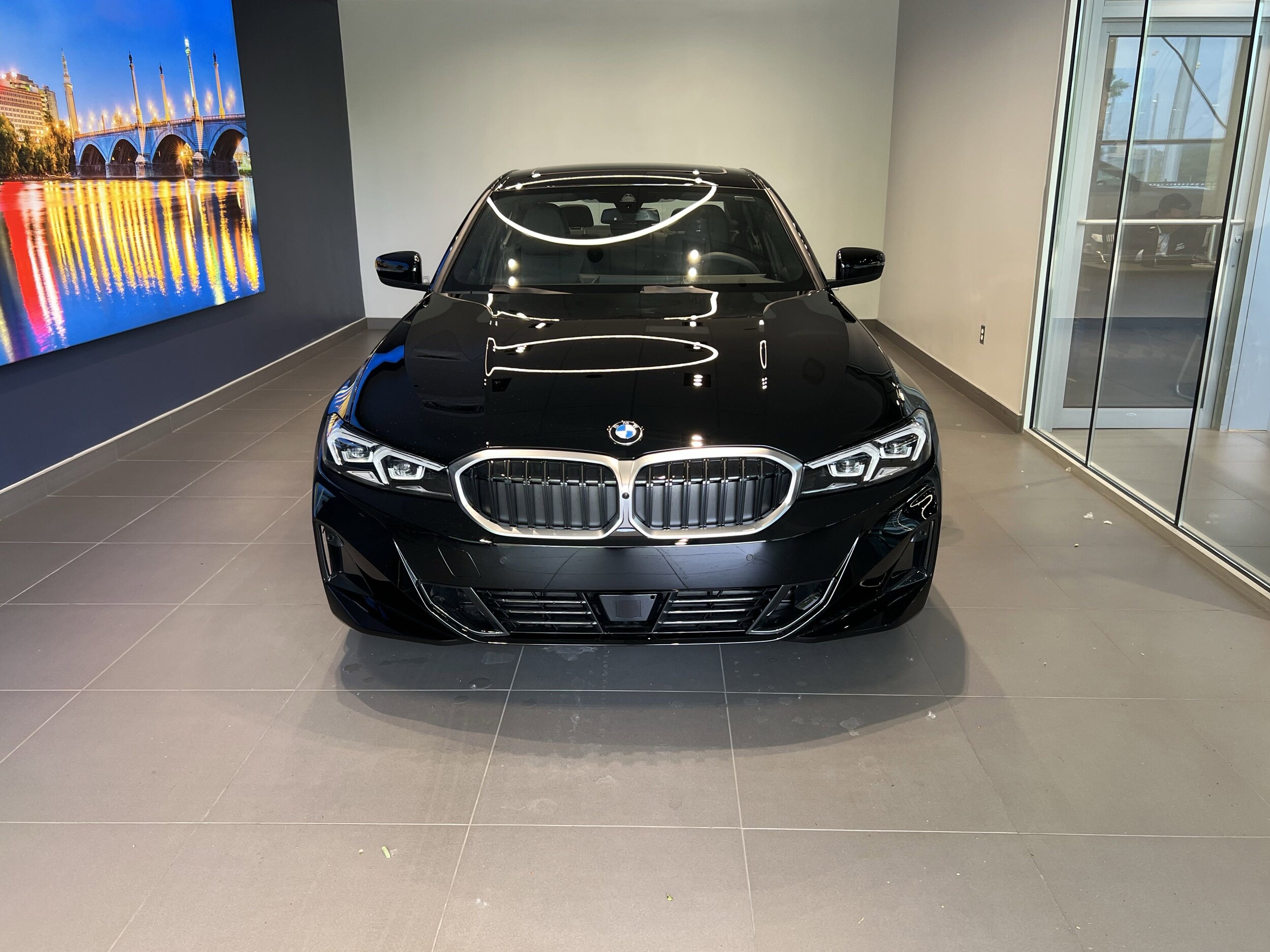 2025 Bmw 330i xDrive Sedan photo 2
