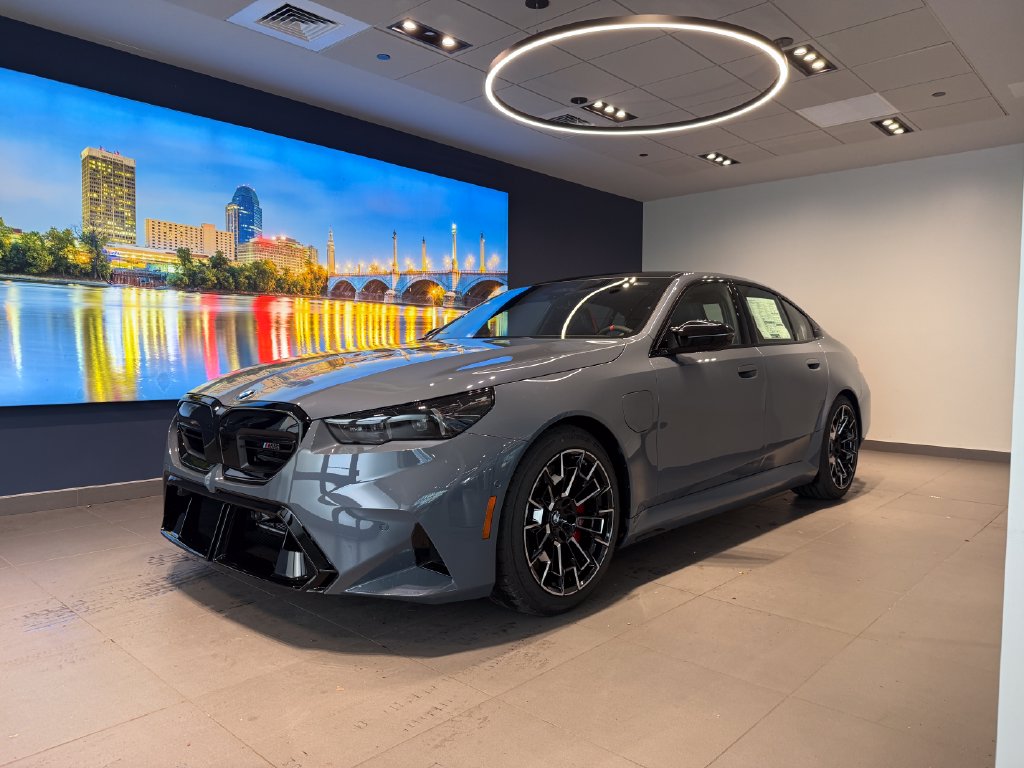 2027 BMW M5