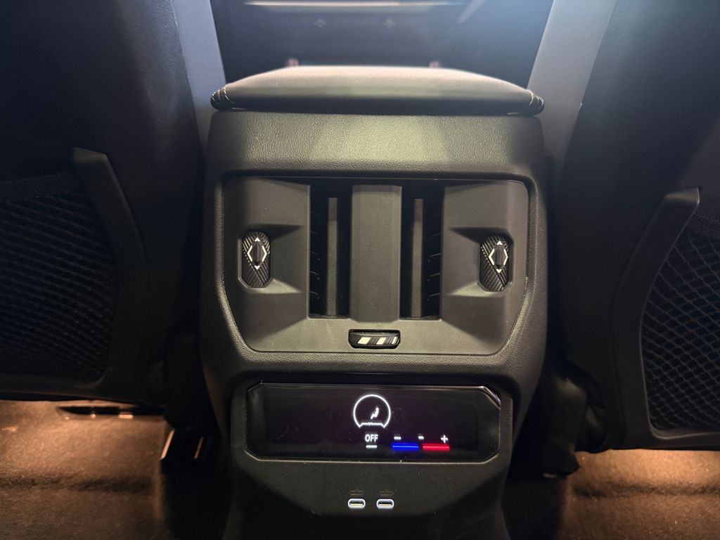 2026 BMW X3 30 - Photo 30
