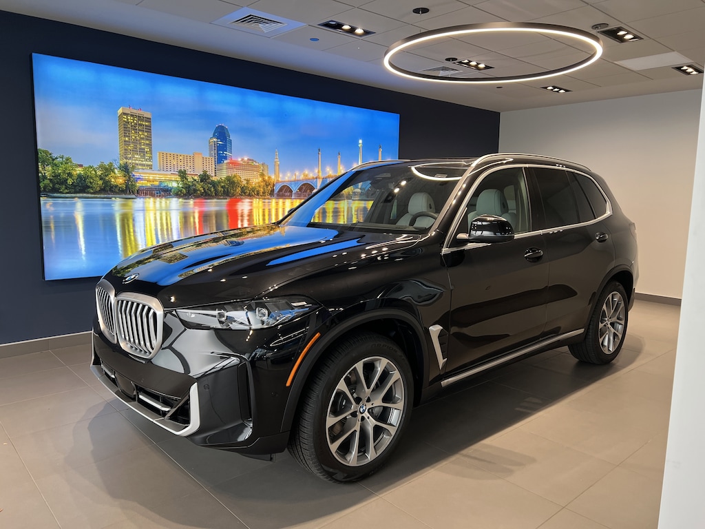 New 2026 BMW X5 xDrive40i SUV
