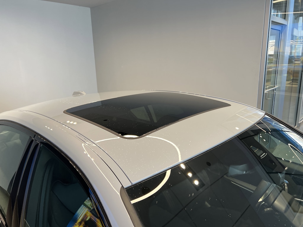 New 2026 BMW 330i xDrive Sedan