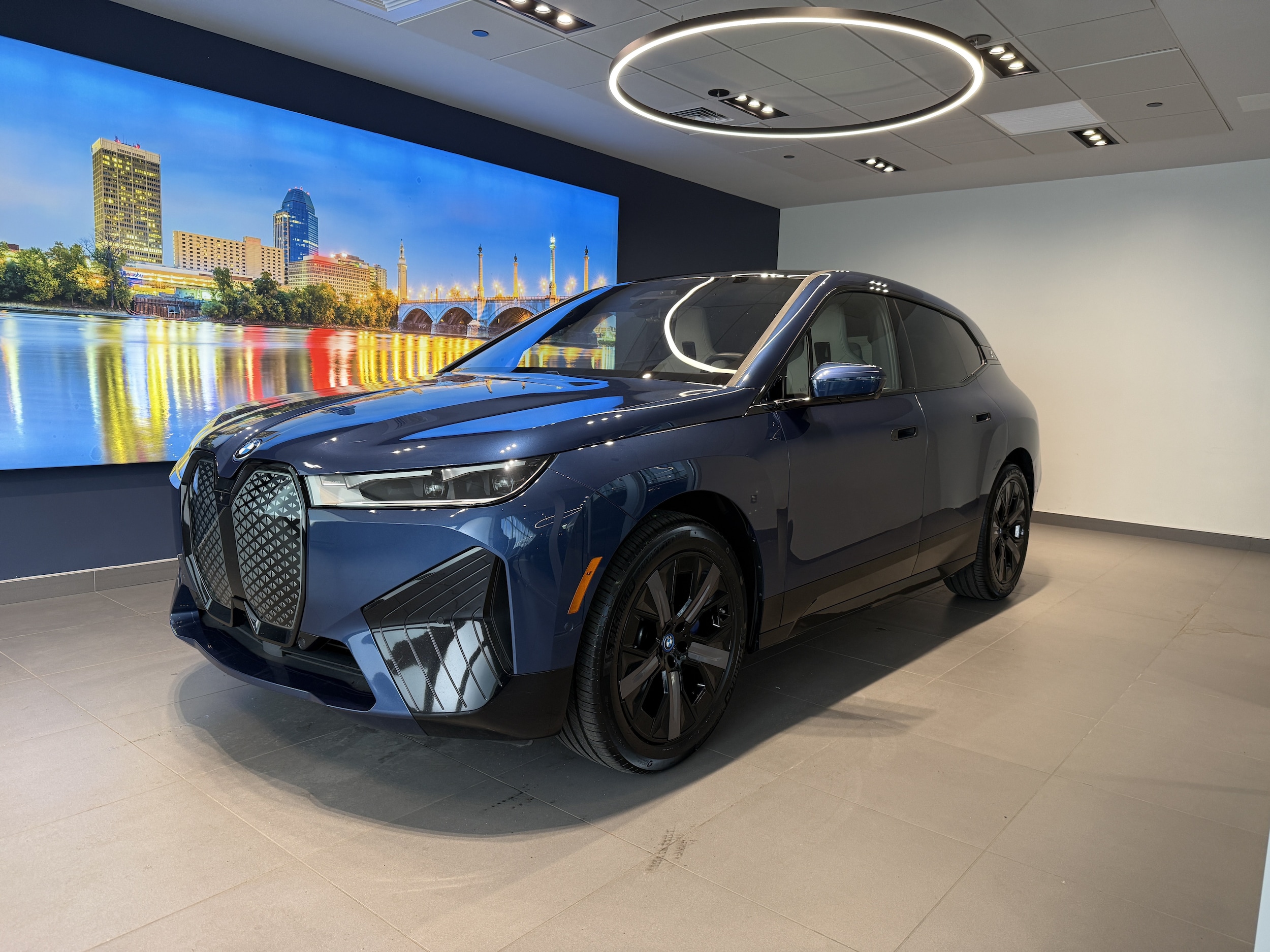 2024 BMW iX xDrive50's photo