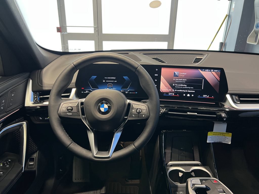 2026 BMW X1 28i - Photo 22