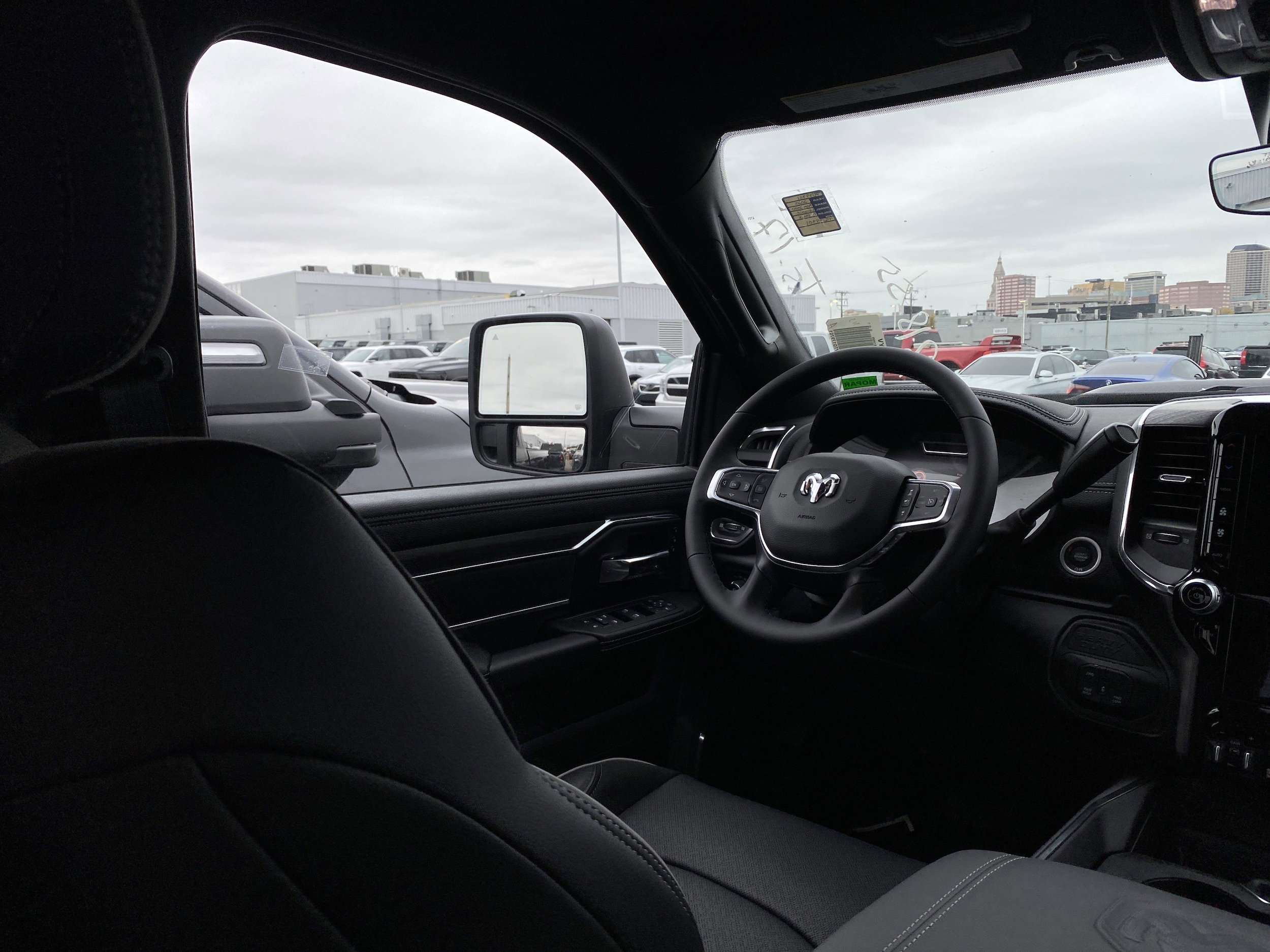2026 RAM 2500 Laramie - Photo 6