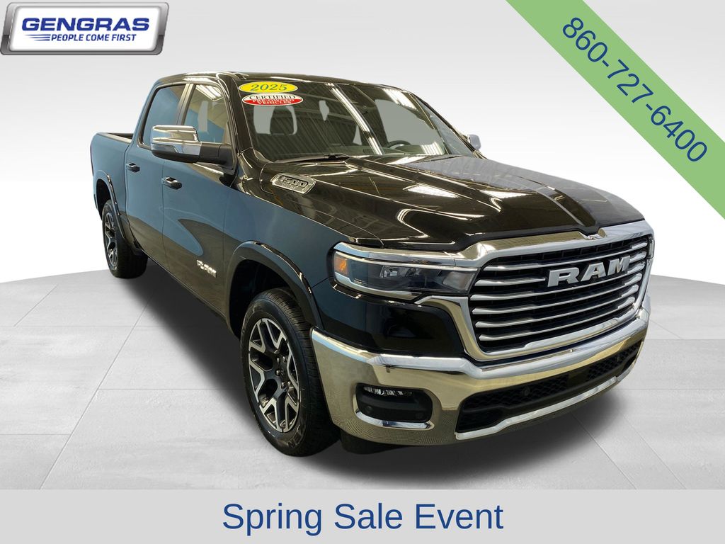 2025 RAM 1500 Laramie 4x4 Crew Cab 5'7's photo