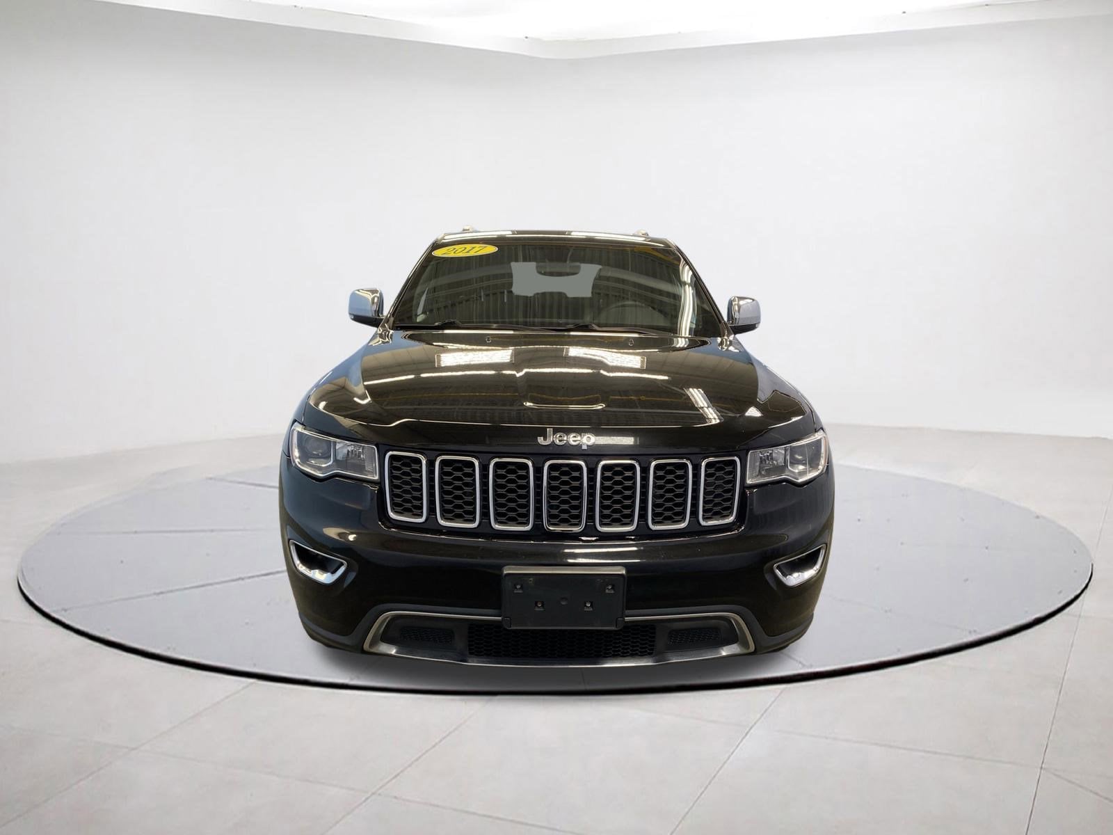 Certified 2017 Jeep Grand Cherokee Limited with VIN 1C4RJFBG5HC822160 for sale in Plainville, CT