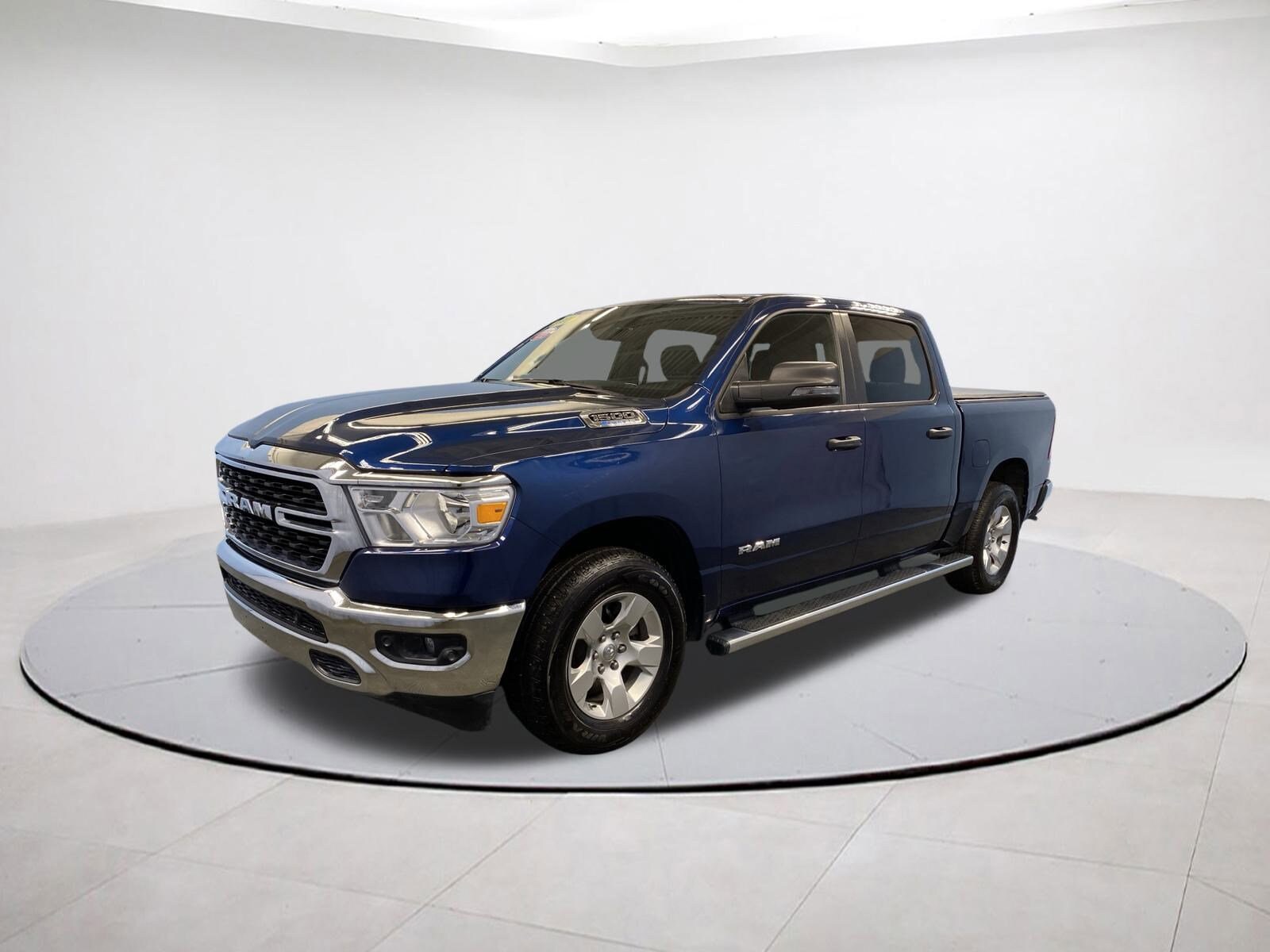2023 Ram 1500 Big Horn photo 3