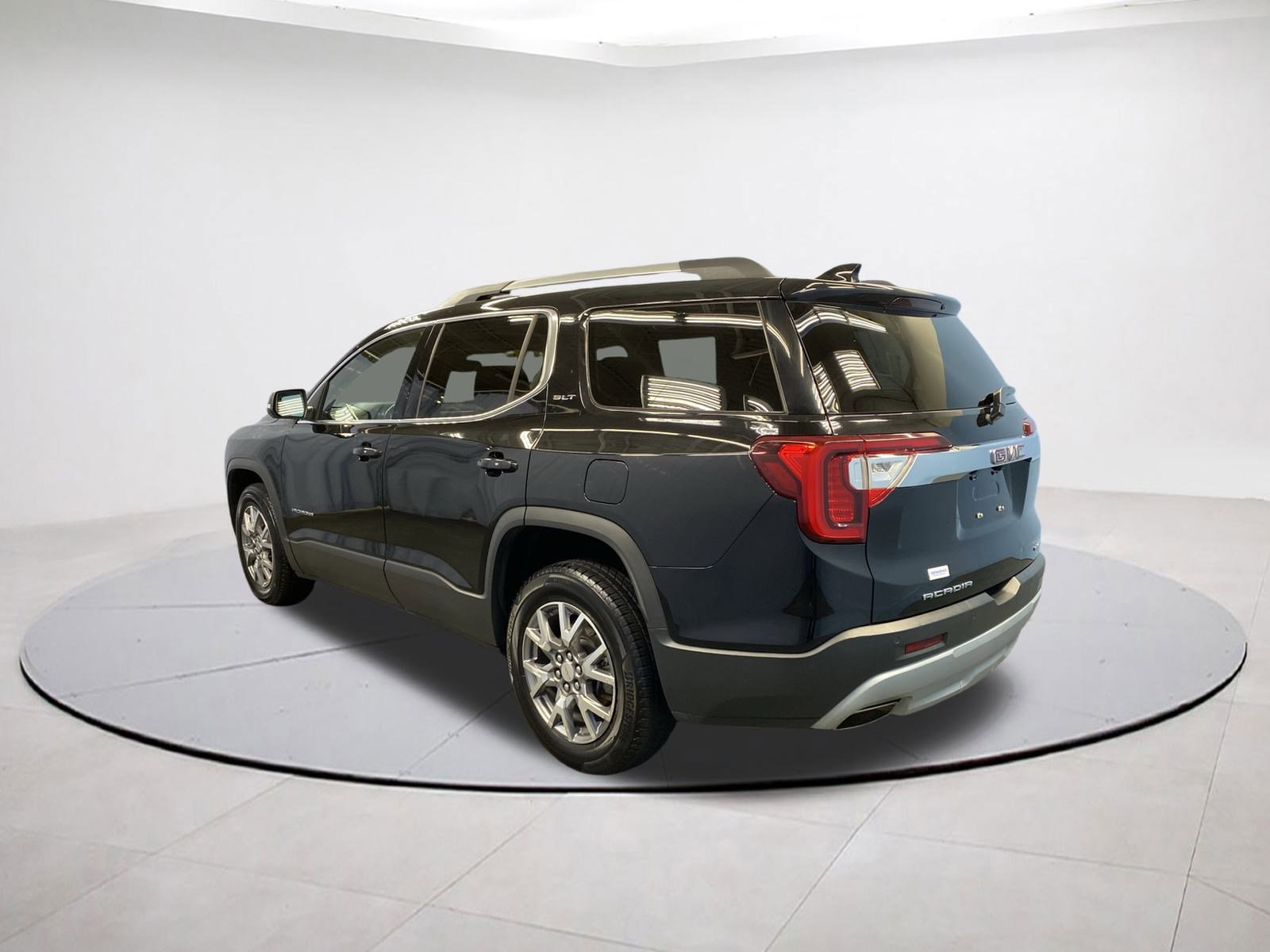 2021 Gmc Acadia SLT photo 3