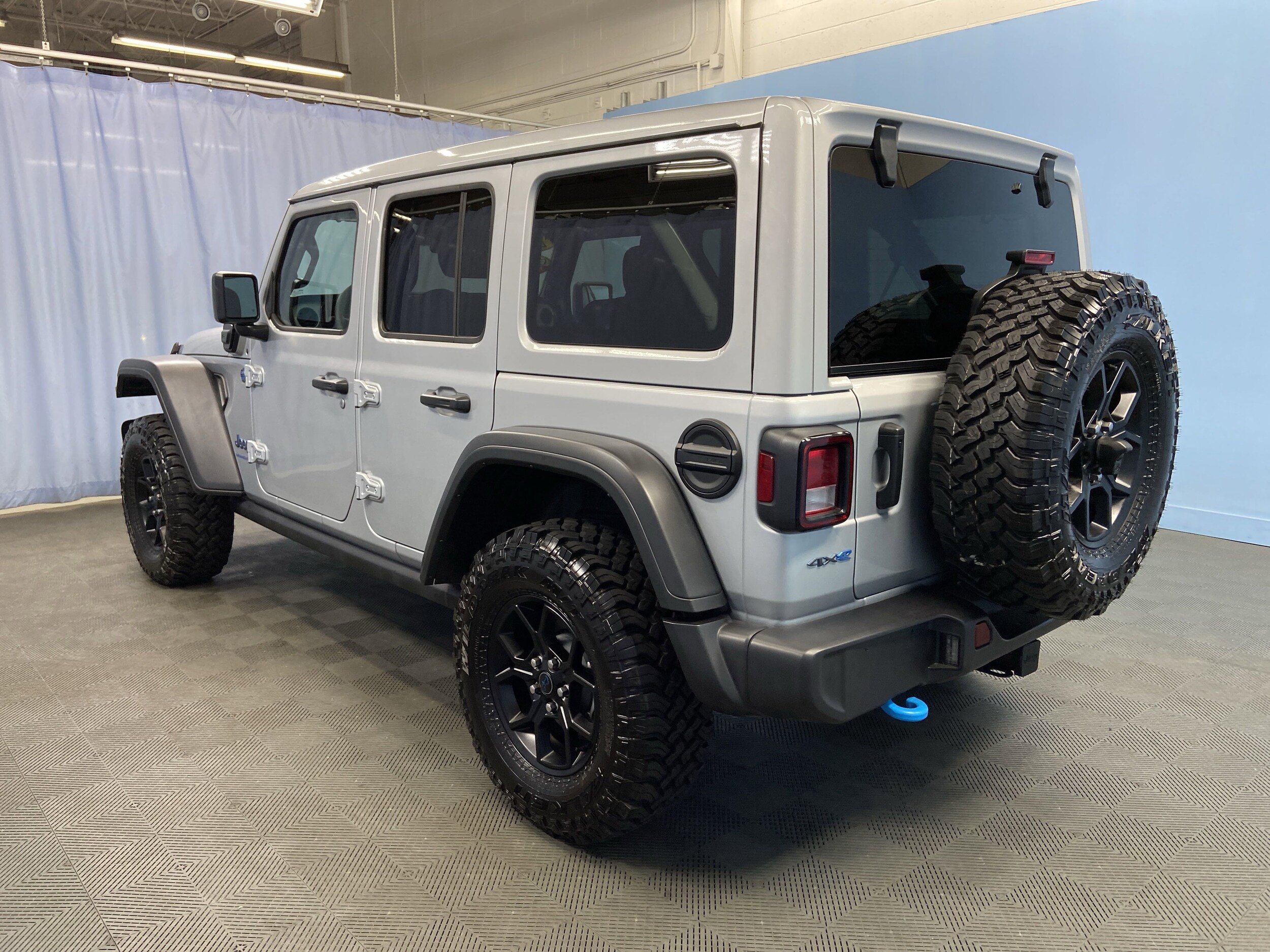 2024 Jeep Wrangler 4xe Willys photo 3