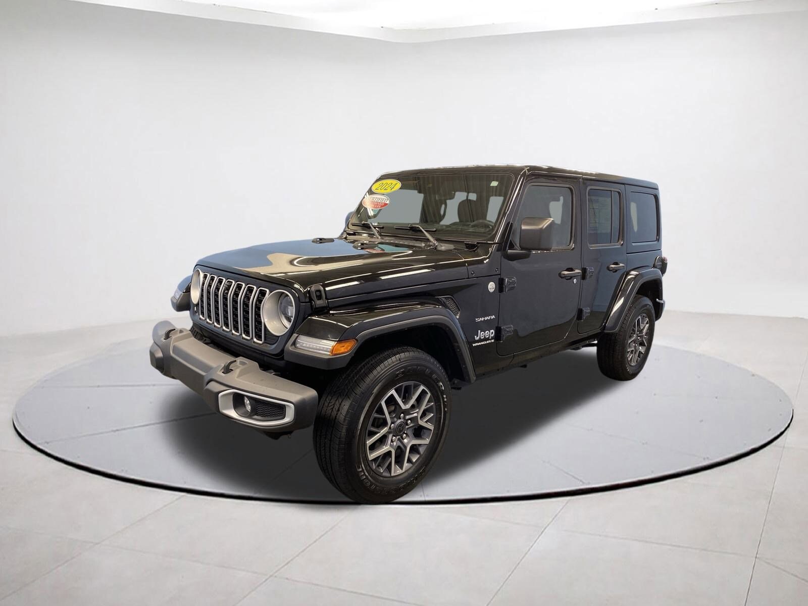 2024 Jeep Wrangler Sahara photo 3