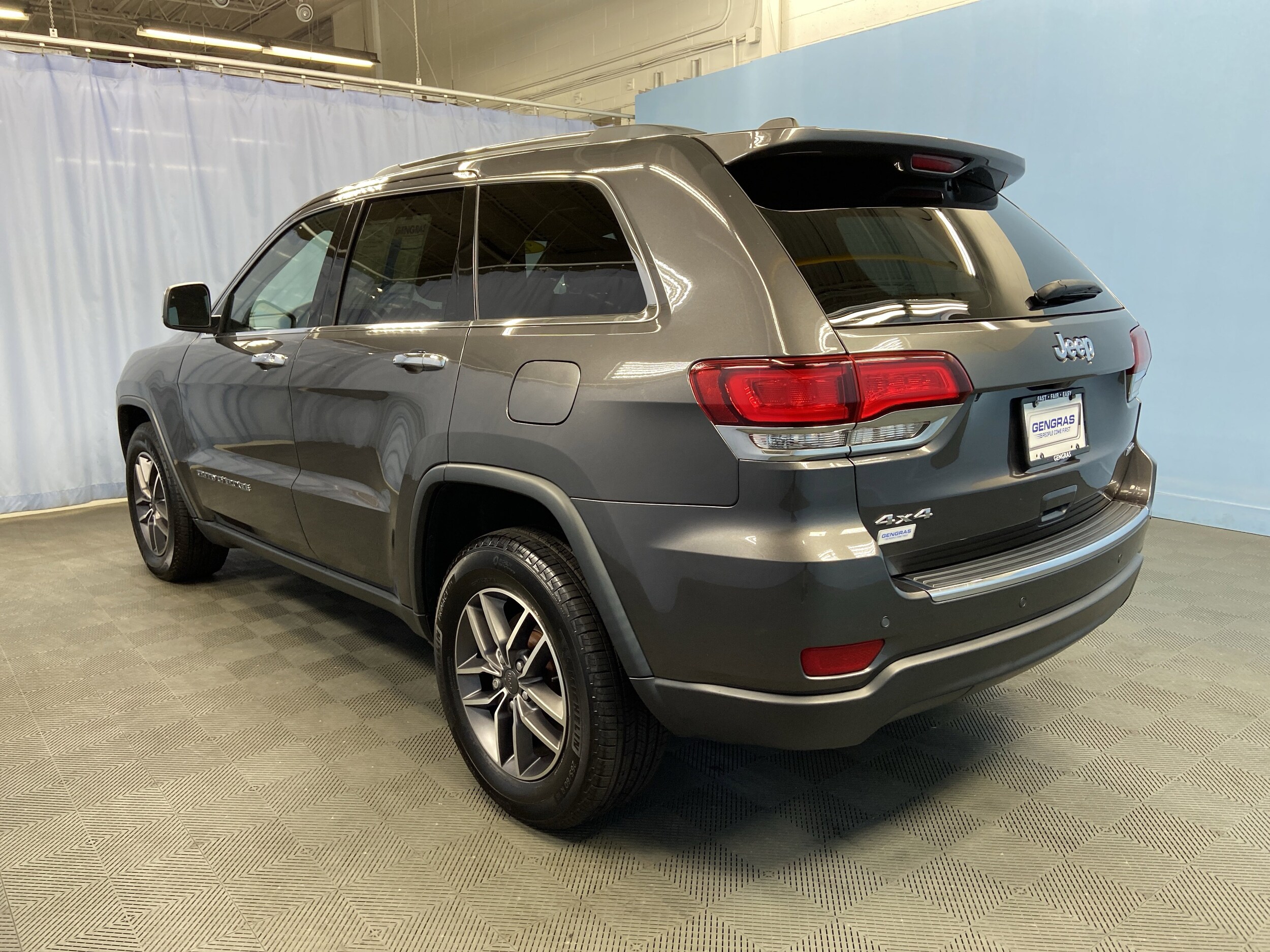 2021 Jeep Grand Cherokee Limited photo 3