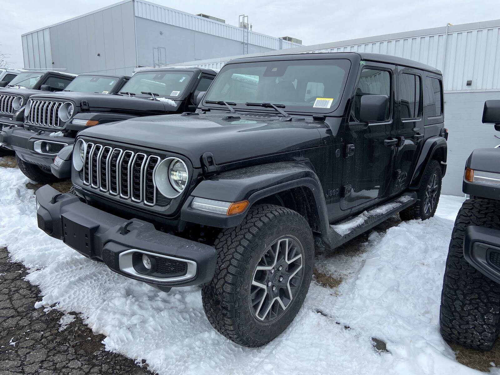 2025 Jeep Wrangler Sahara photo 3