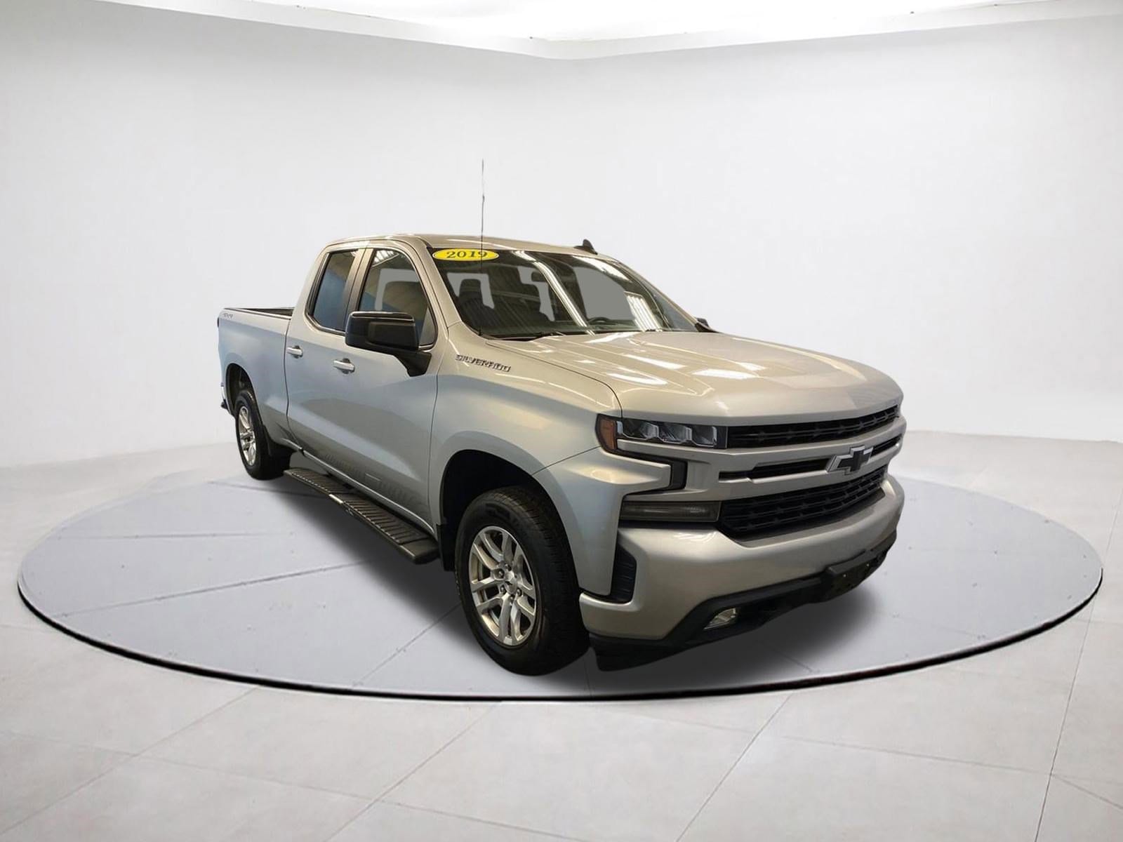 2019 Chevrolet Silverado 1500 RST 4X4 Double Cab Std Box's photo