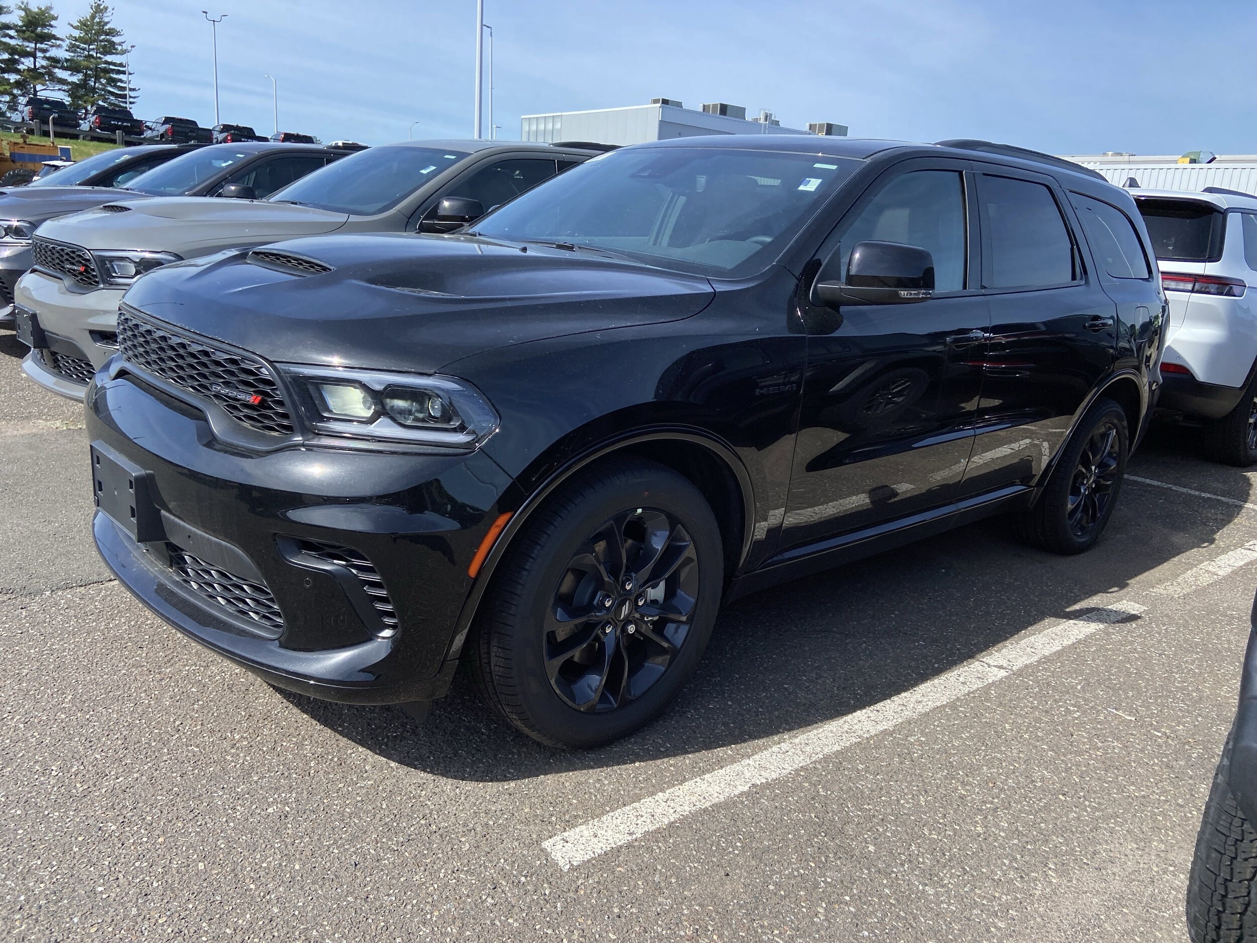 2025 Dodge Durango R/T Plus photo 3