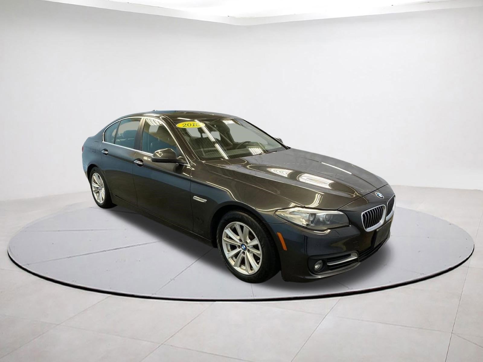 2016 BMW 5 Series 528i