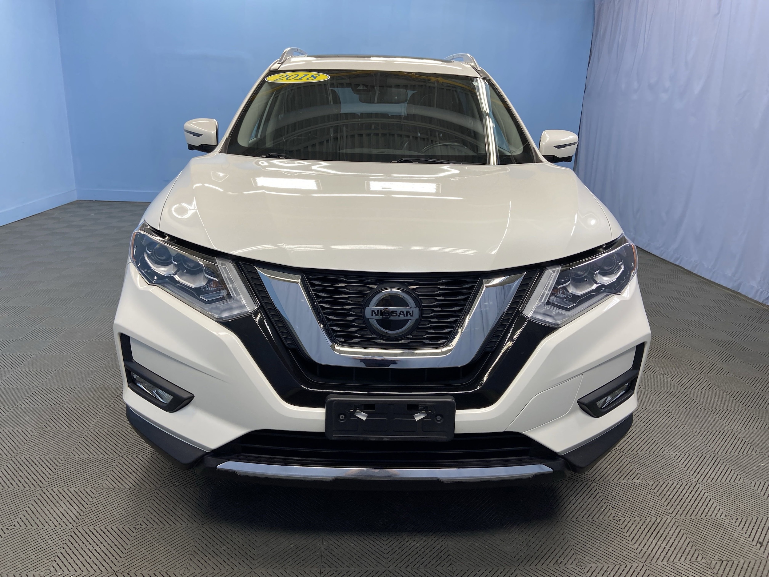 Used 2018 Nissan Rogue SL with VIN JN8AT2MV4JW323290 for sale in Hartford, CT