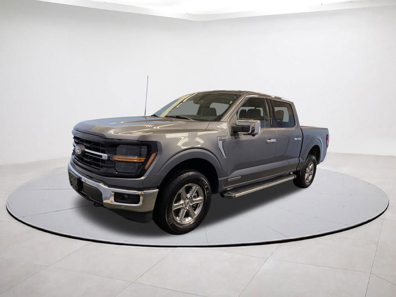 2024 Ford F-150 XLT photo 3