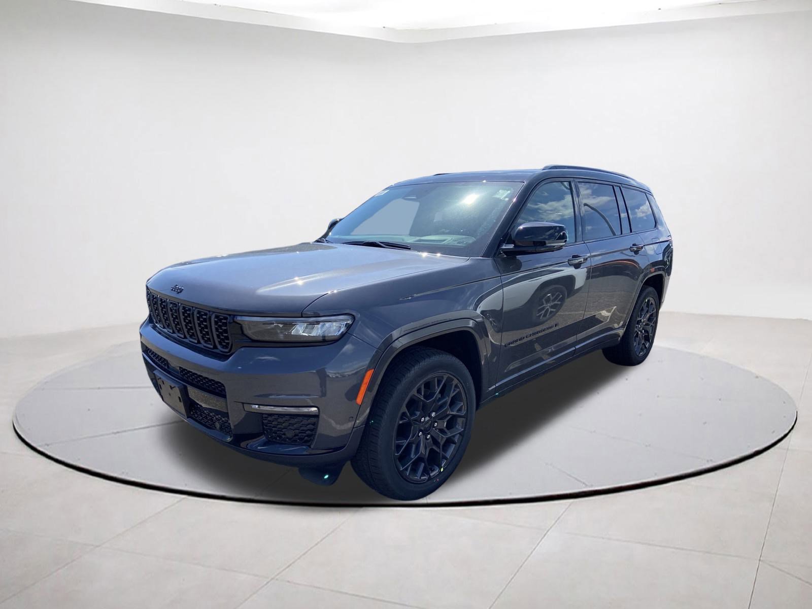 2025 Jeep Grand Cherokee L Summit Reserve photo 3