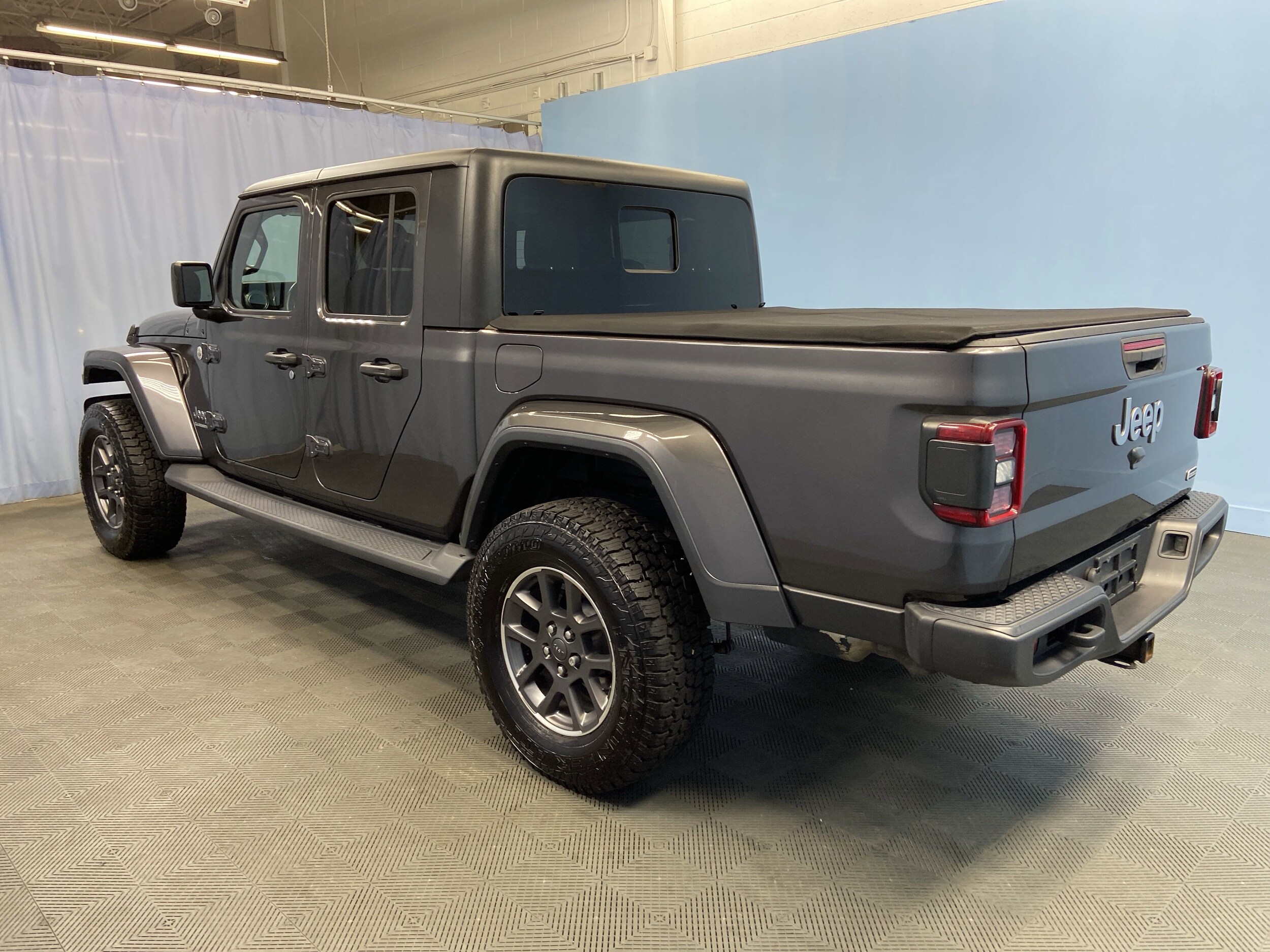 2020 Jeep Gladiator Overland photo 4