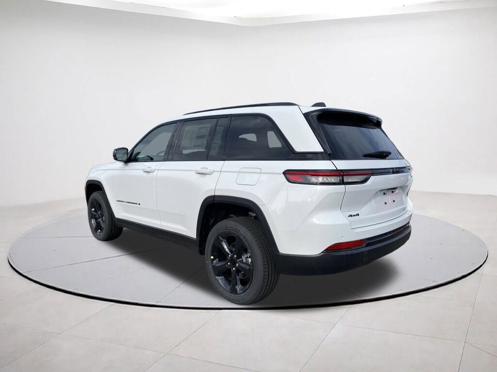 New 2025 Jeep Grand Cherokee Altitude X Sport Utility