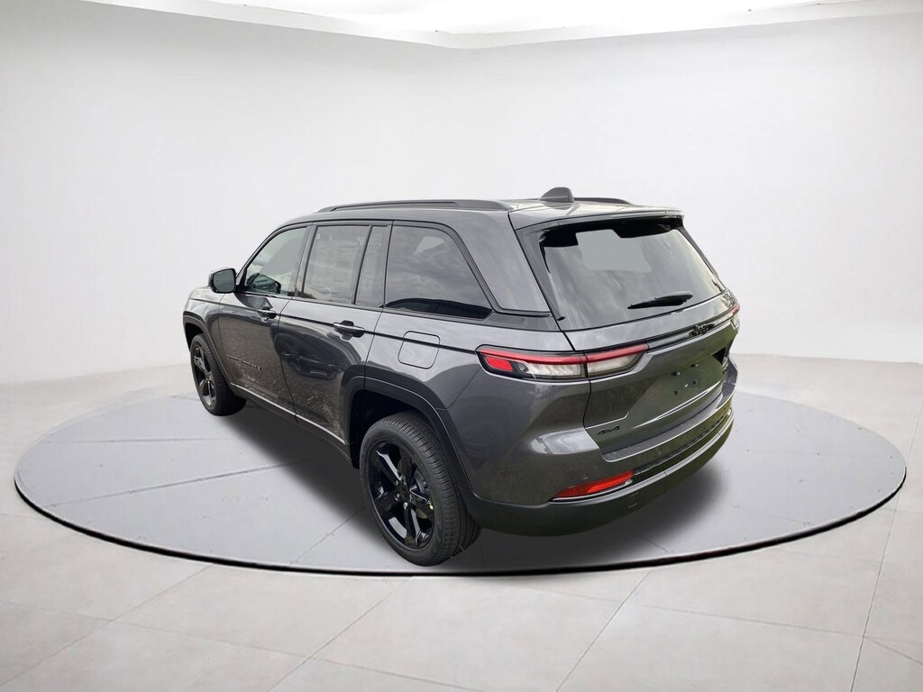 New 2025 Jeep Grand Cherokee Limited Sport Utility