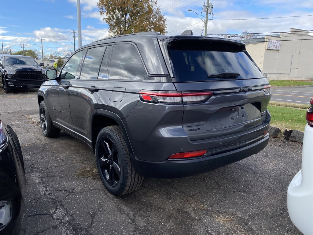New 2025 Jeep Grand Cherokee Limited Sport Utility