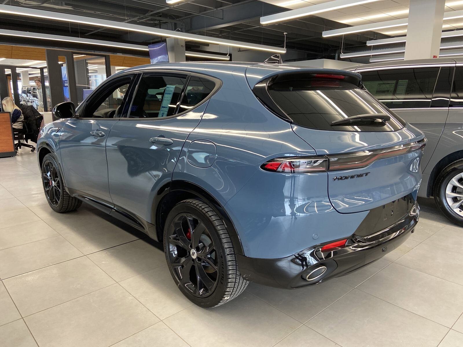 2025 Dodge Hornet R/T photo 4