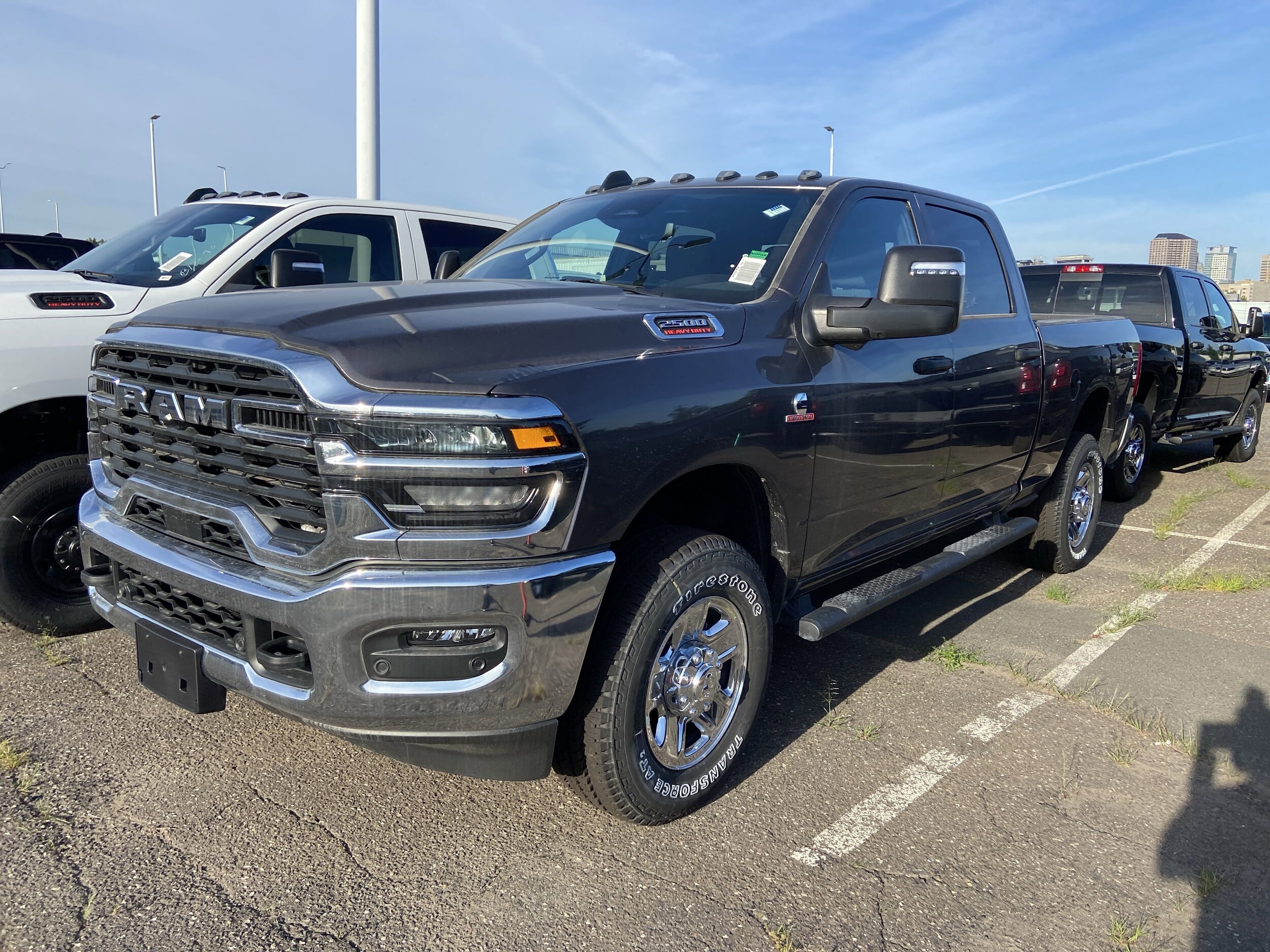 2025 Ram 2500 Tradesman photo 3