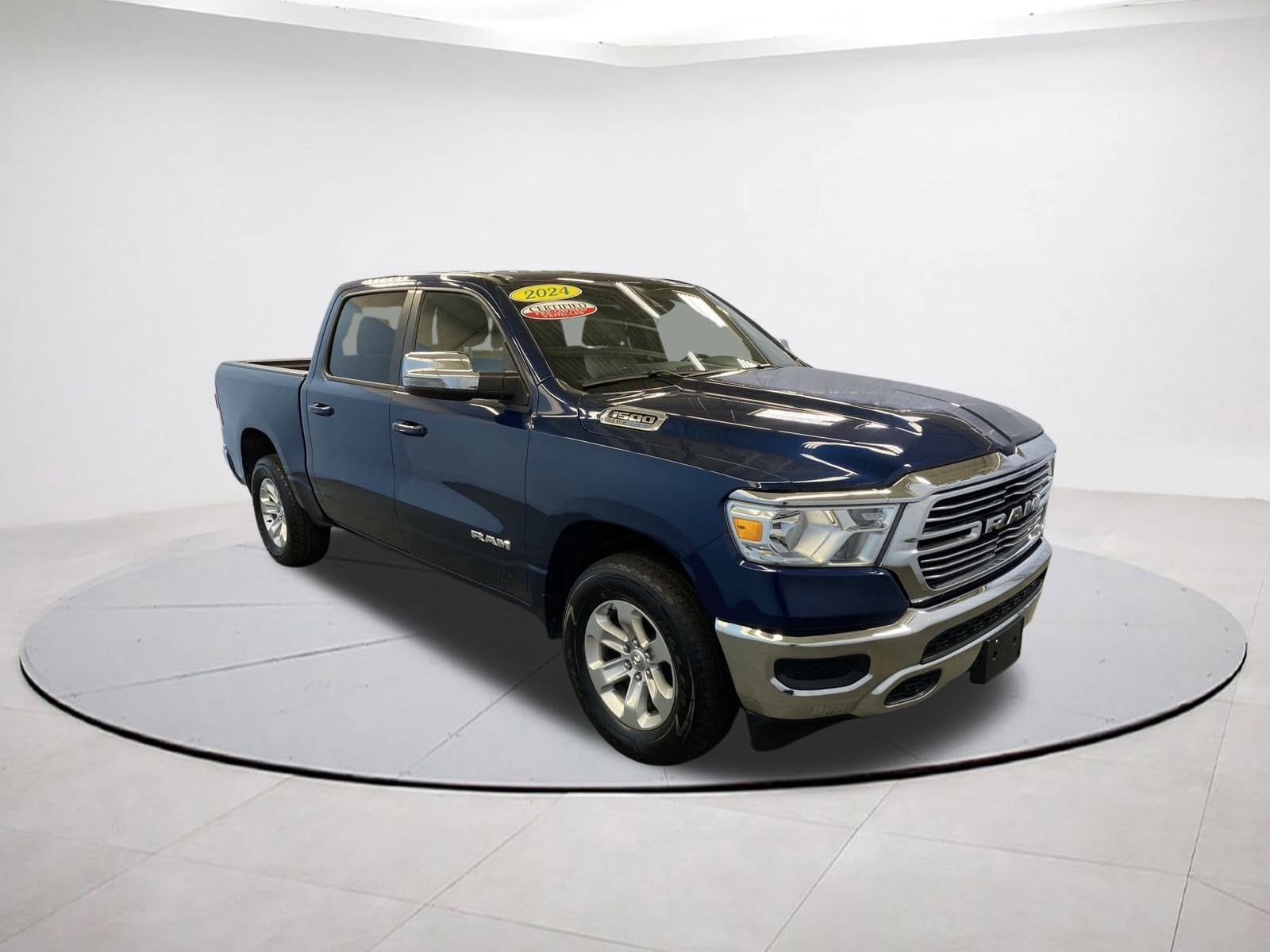 2024 Ram 1500 Laramie 4x4 Crew Cab 57 Box 