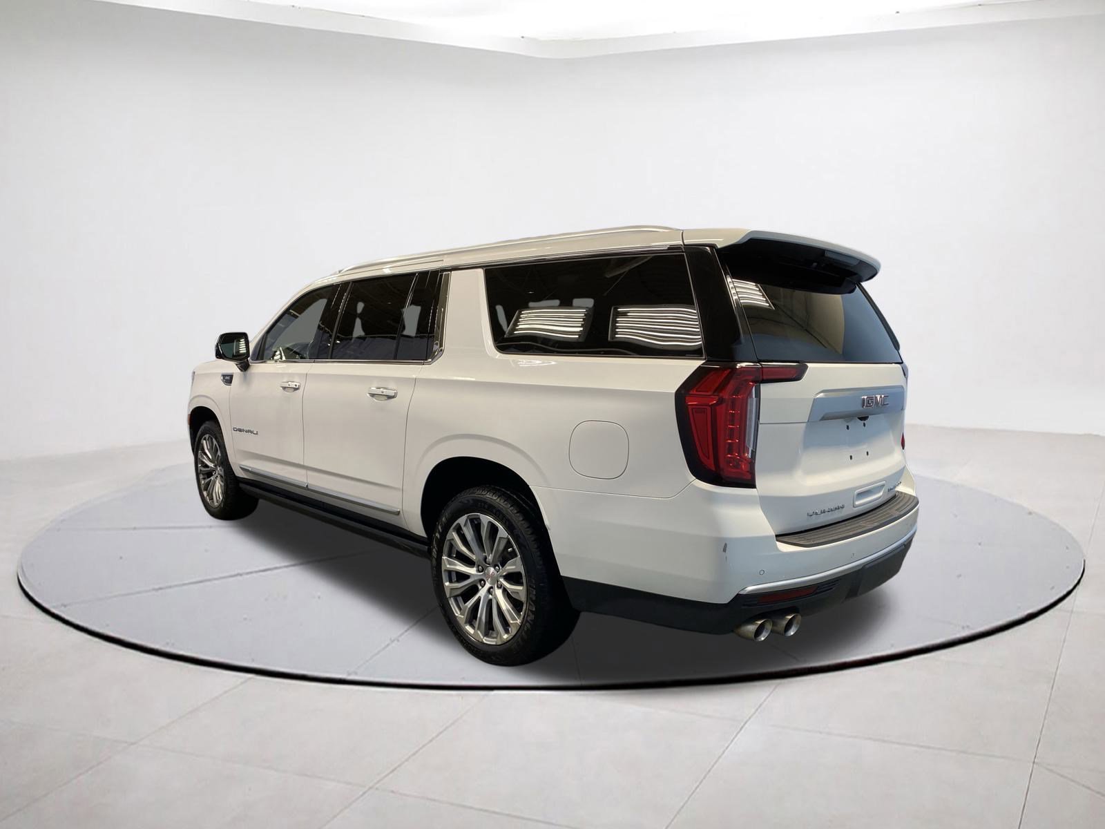 2022 Gmc Yukon XL Denali photo 4
