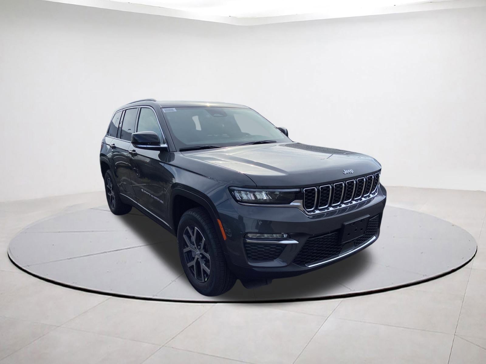 2025 Jeep Grand Cherokee Limited's photo