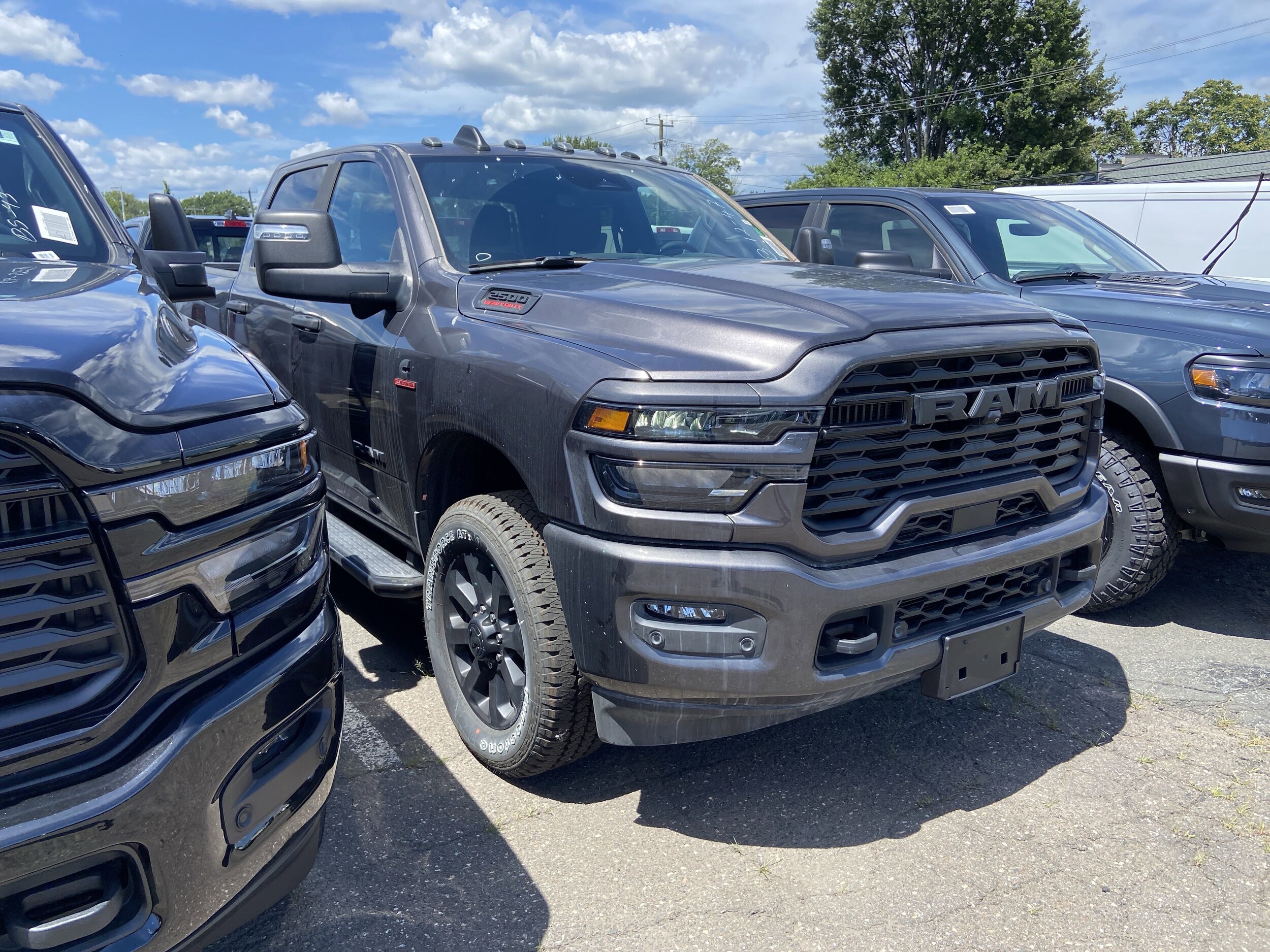 2025 Ram 2500 Big Horn photo 4