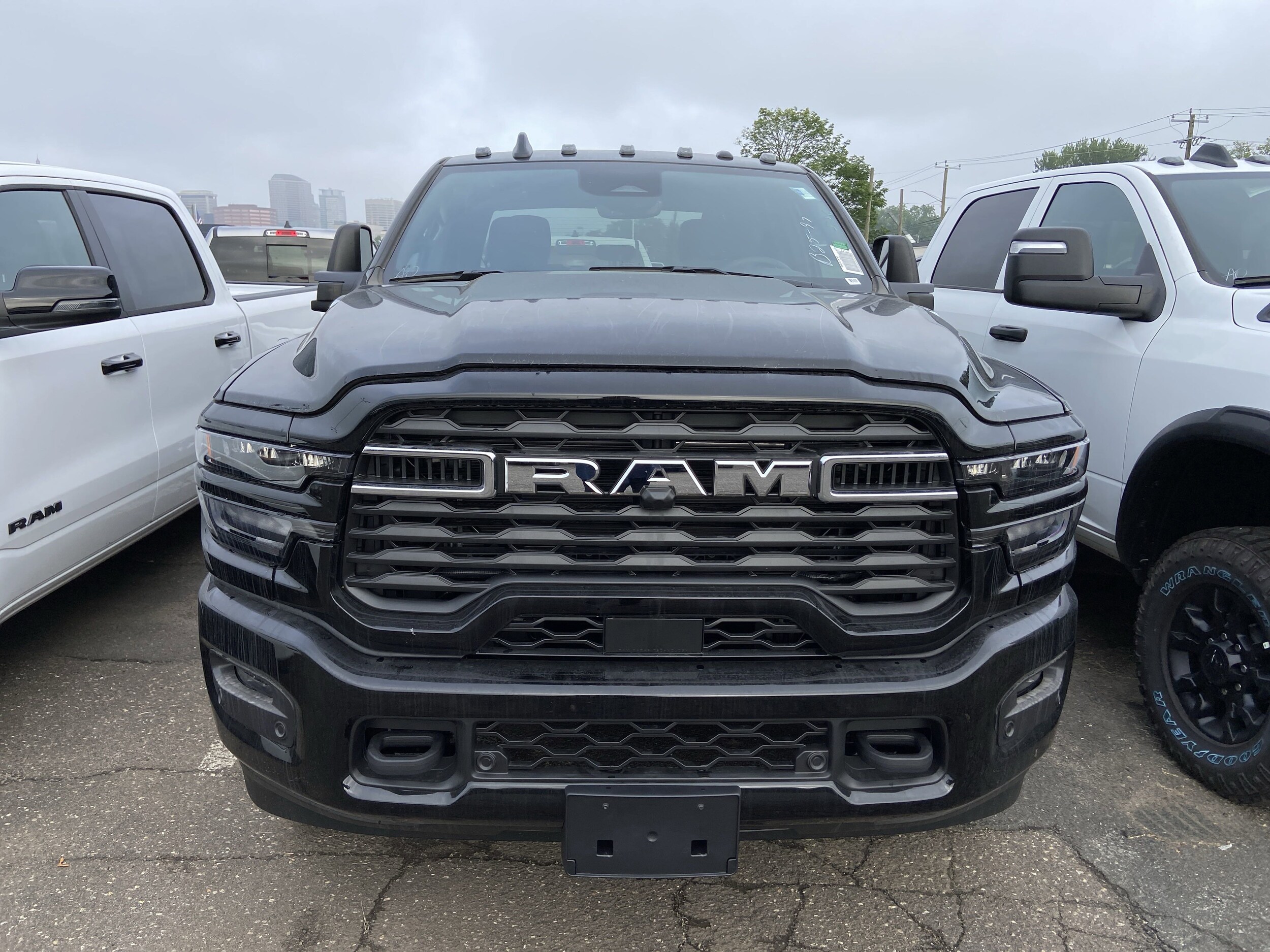 2025 Ram 2500 Big Horn photo 2