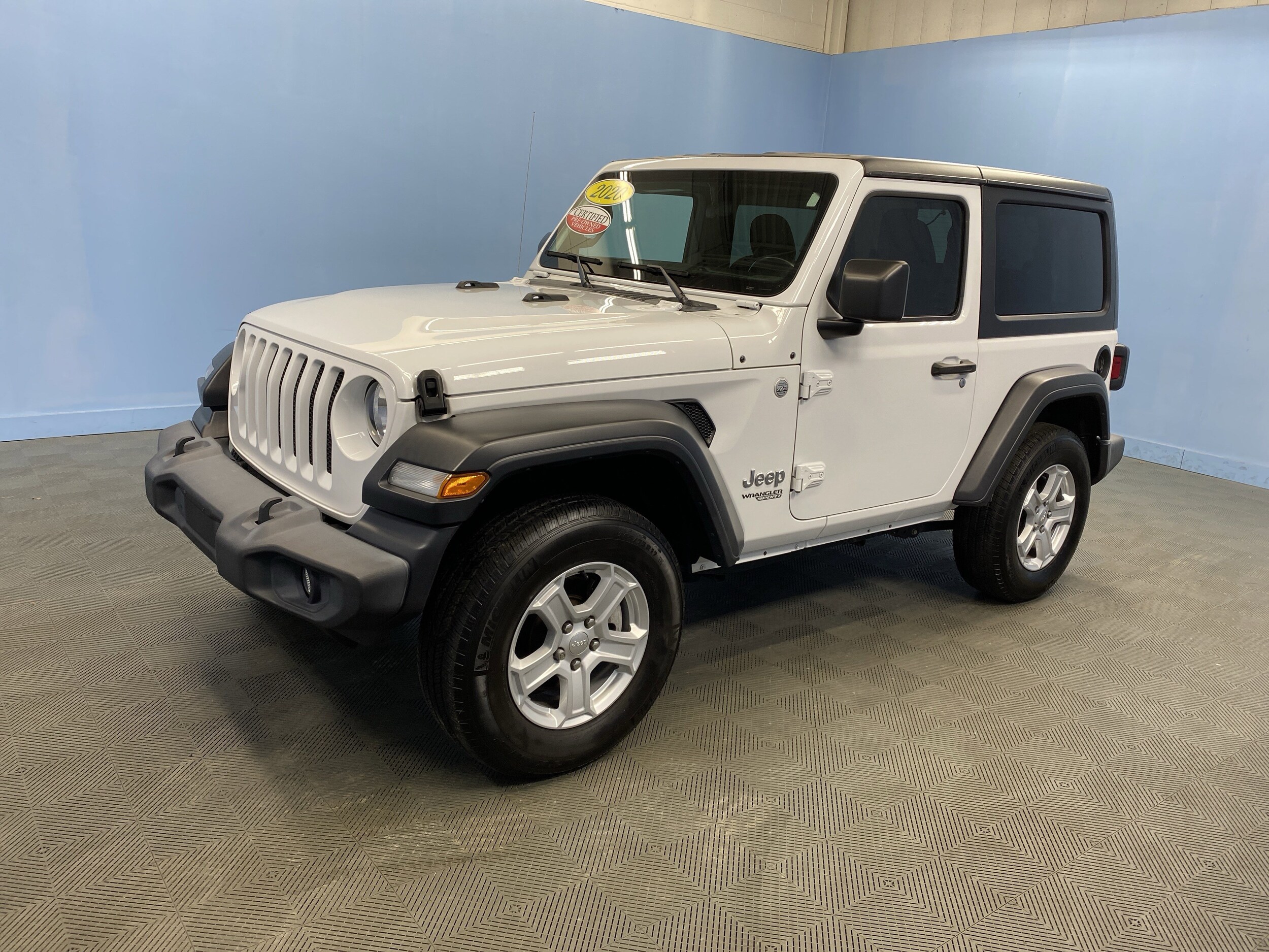 2020 Jeep Wrangler Sport S photo 2