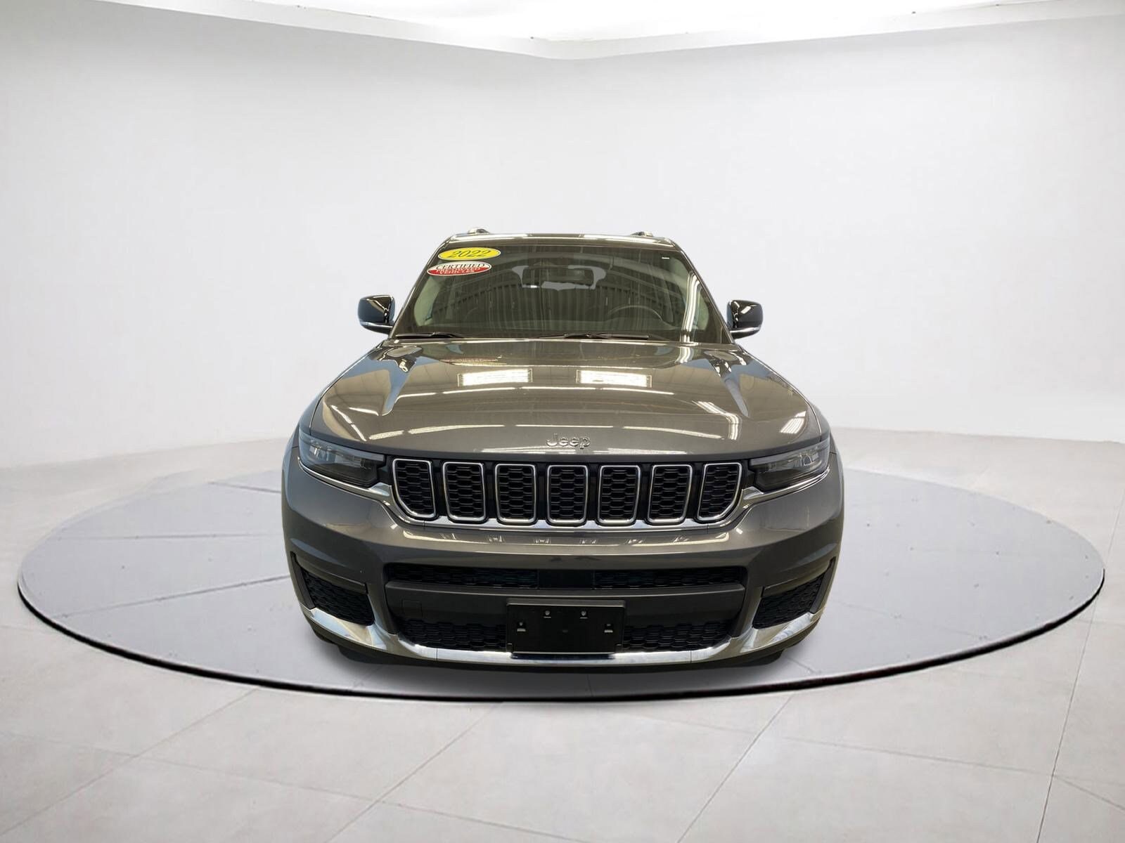 2022 Jeep Grand Cherokee Limited photo 2