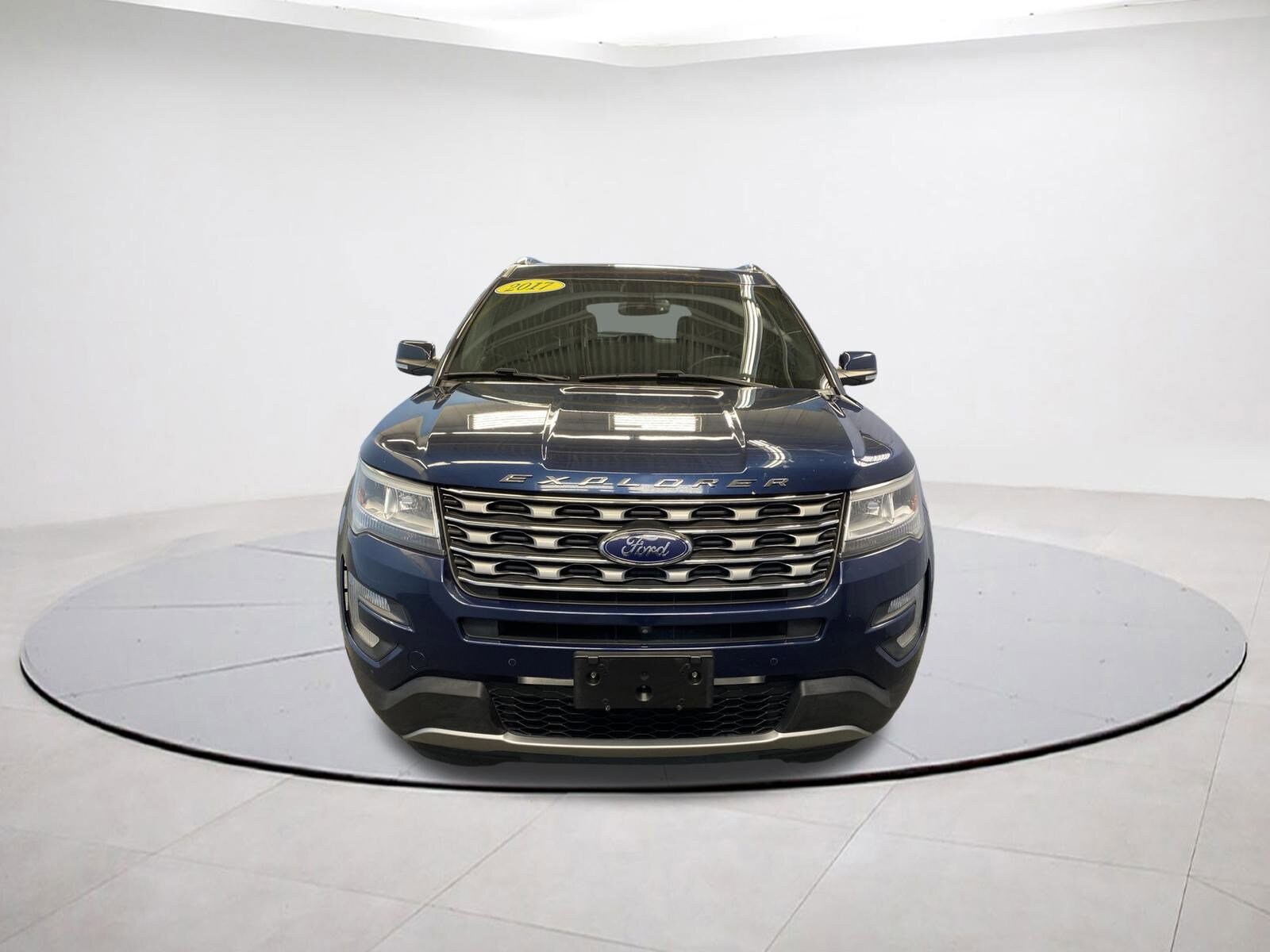 2017 Ford Explorer Limited photo 2