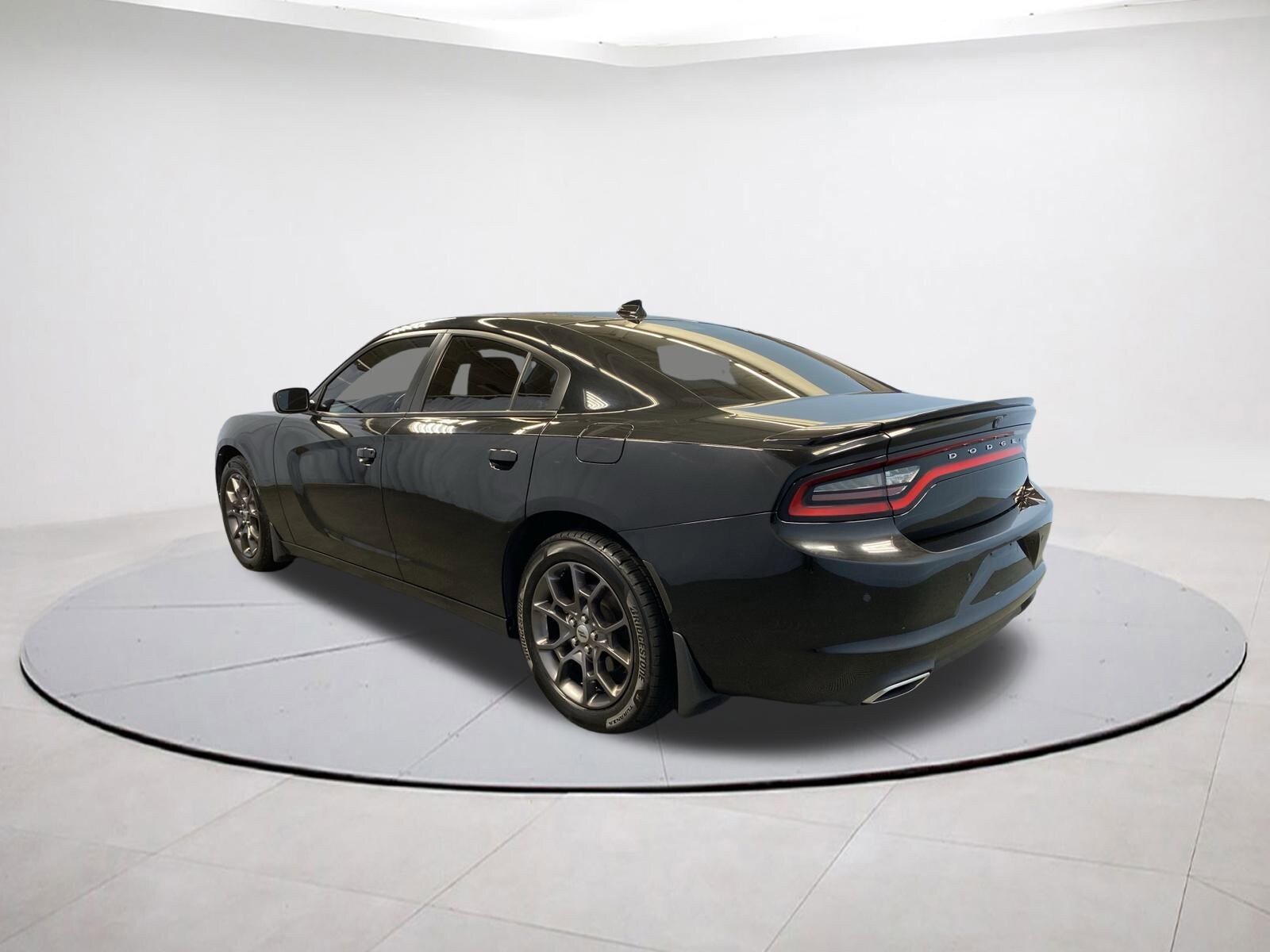 2018 Dodge Charger GT AWD photo 4