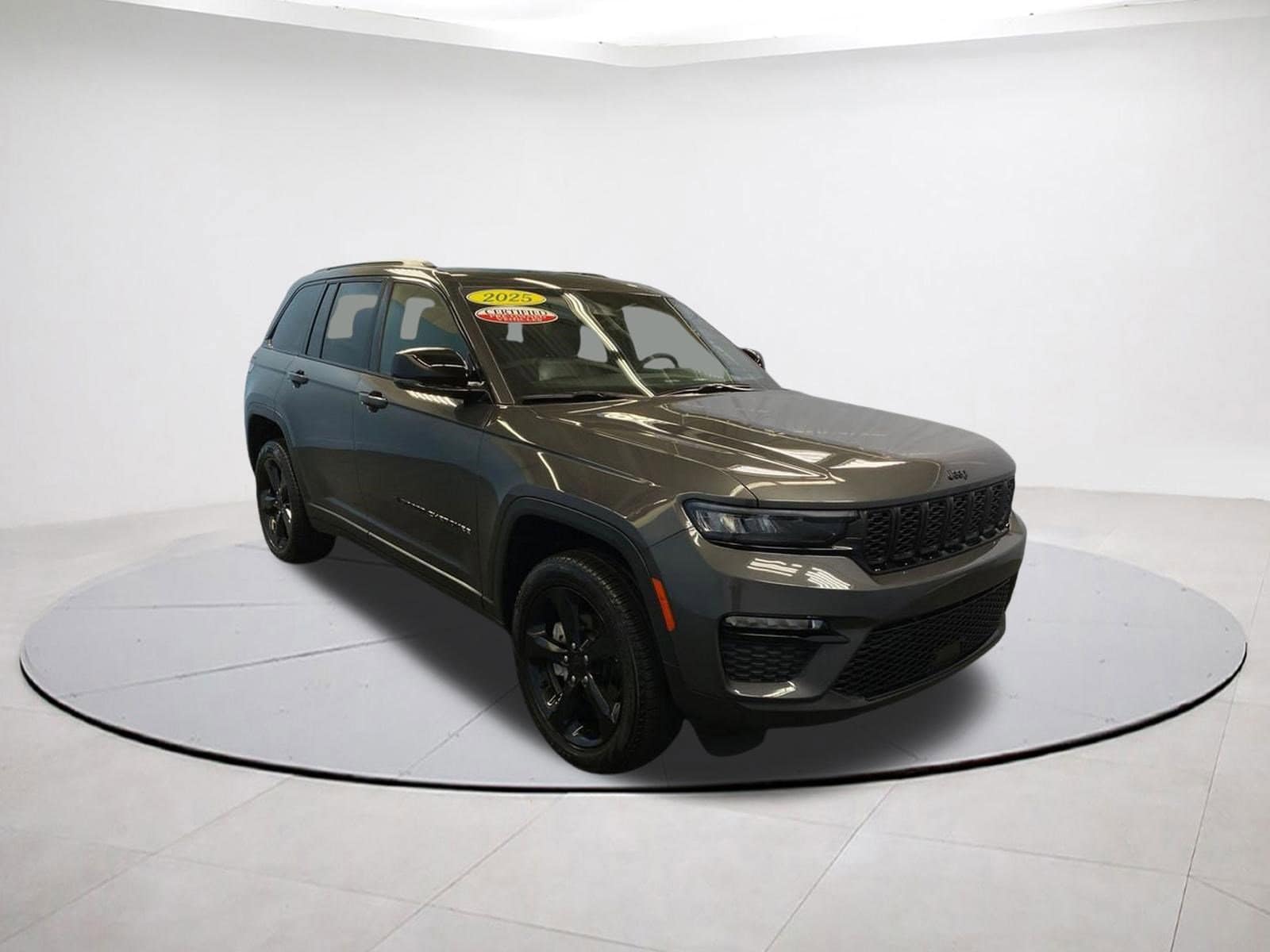 2025 Jeep Grand Cherokee SUV 