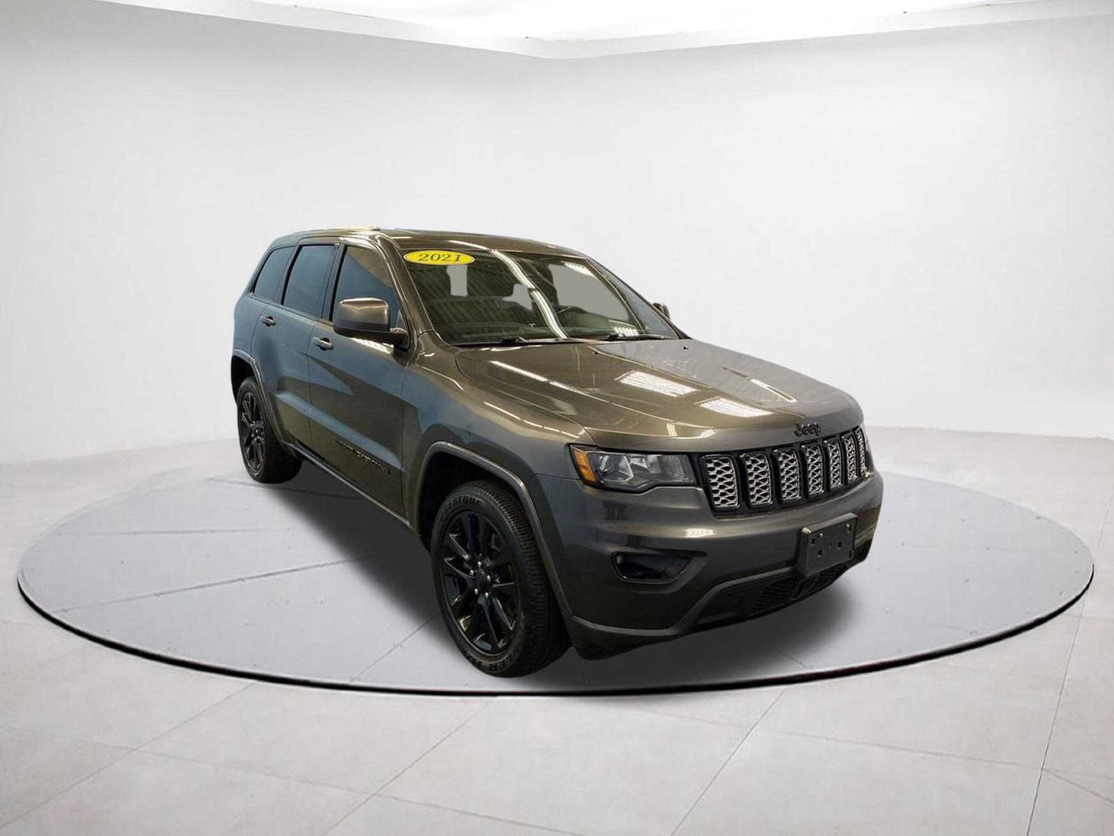 2021 Jeep Grand Cherokee Laredo X 4WD's photo