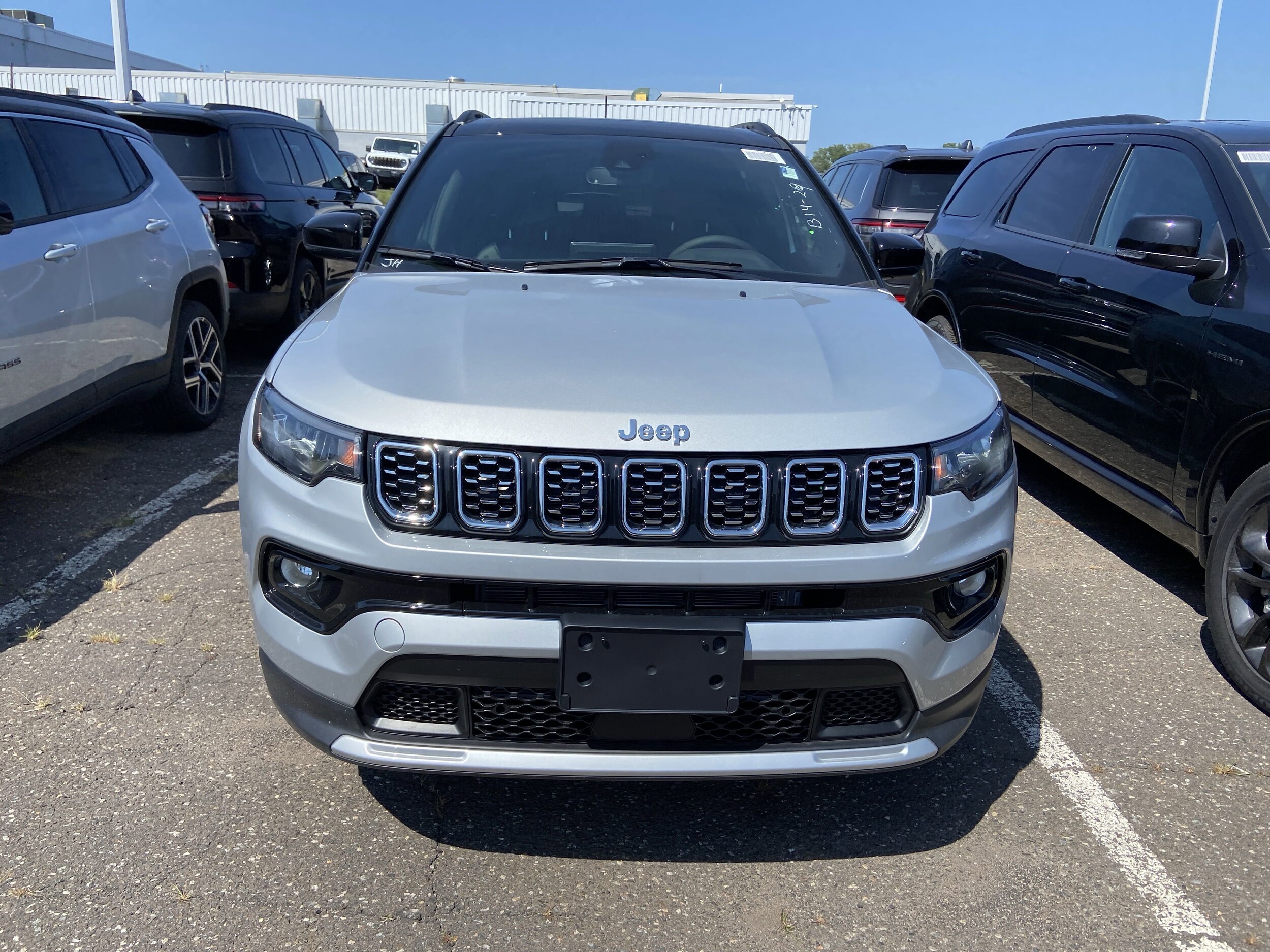 2025 Jeep Compass Limited photo 2