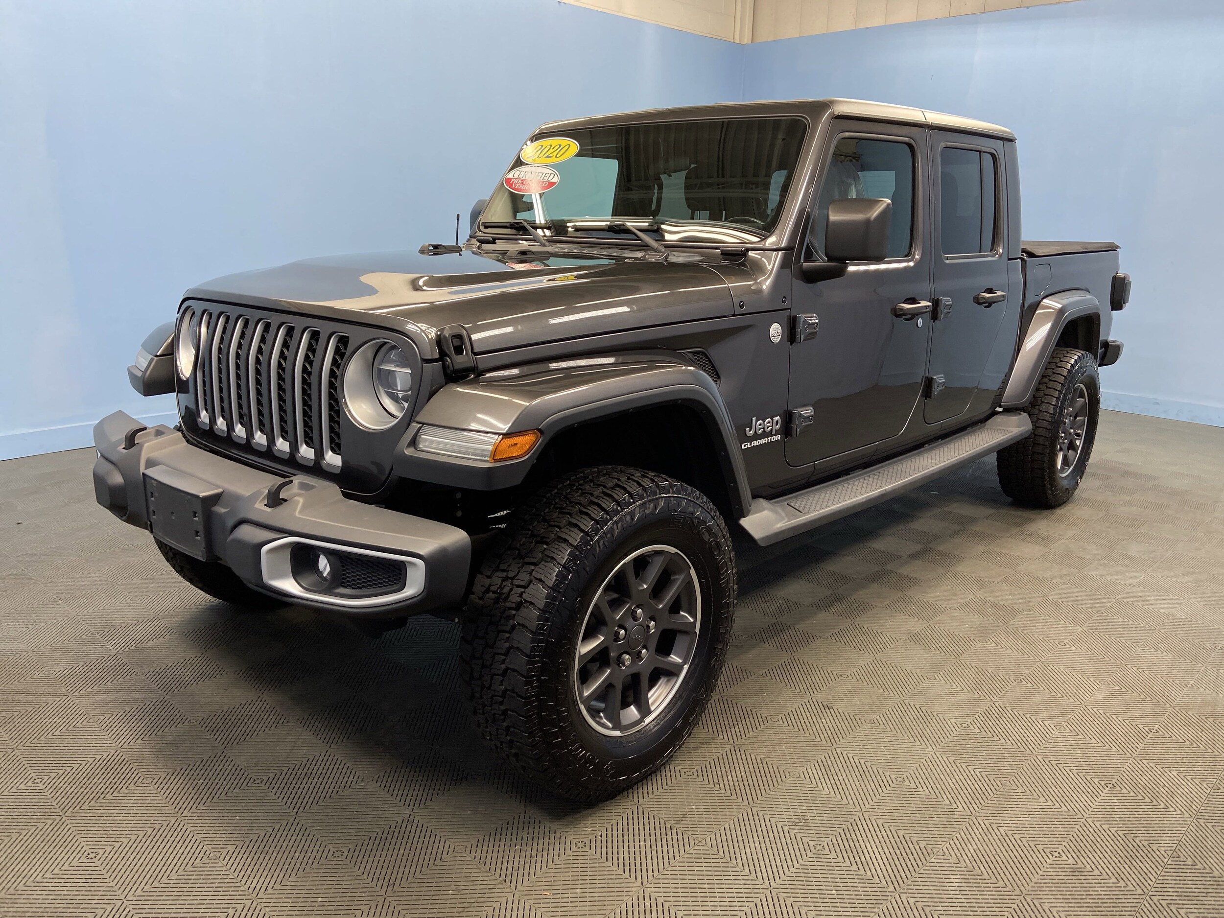 2020 Jeep Gladiator Overland photo 3