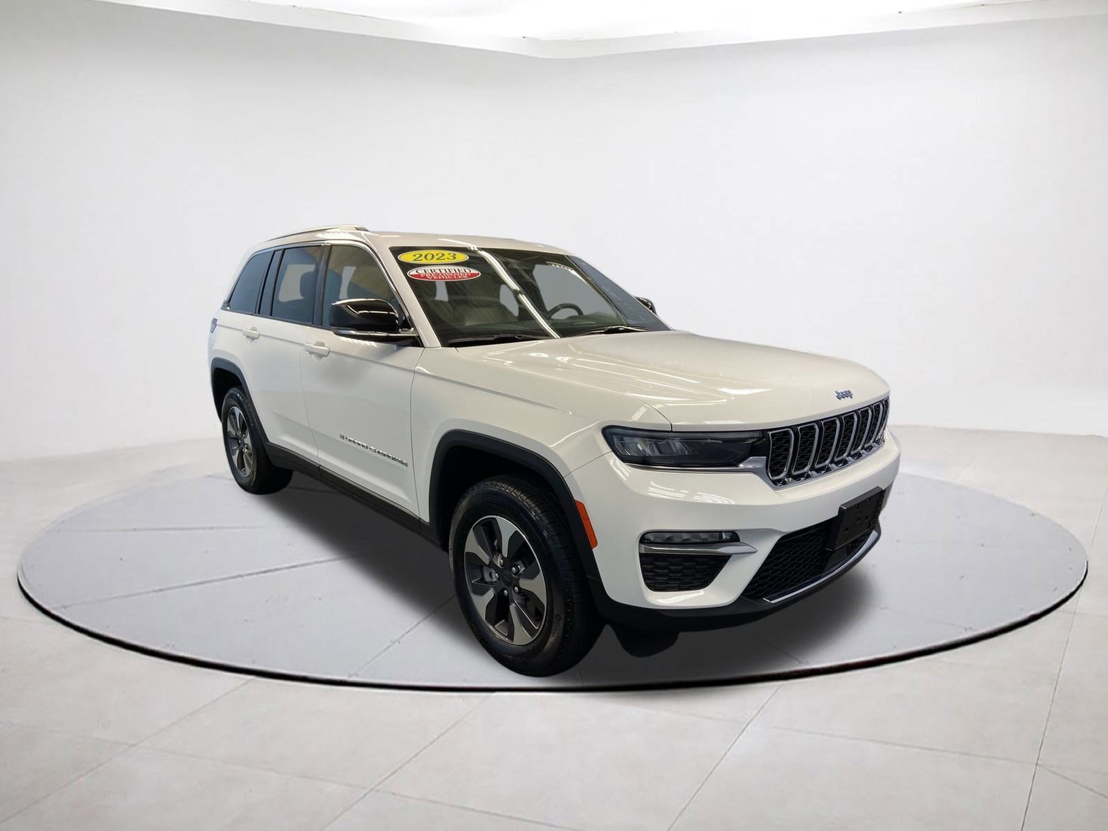 2023 Jeep Grand Cherokee 4xe's photo