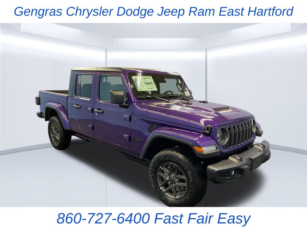 2026 Jeep Gladiator Pickup 
