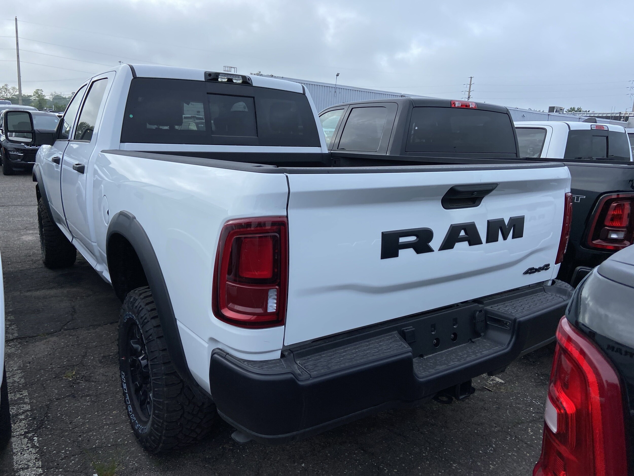 2025 Ram 2500 Tradesman Power Wagon photo 4