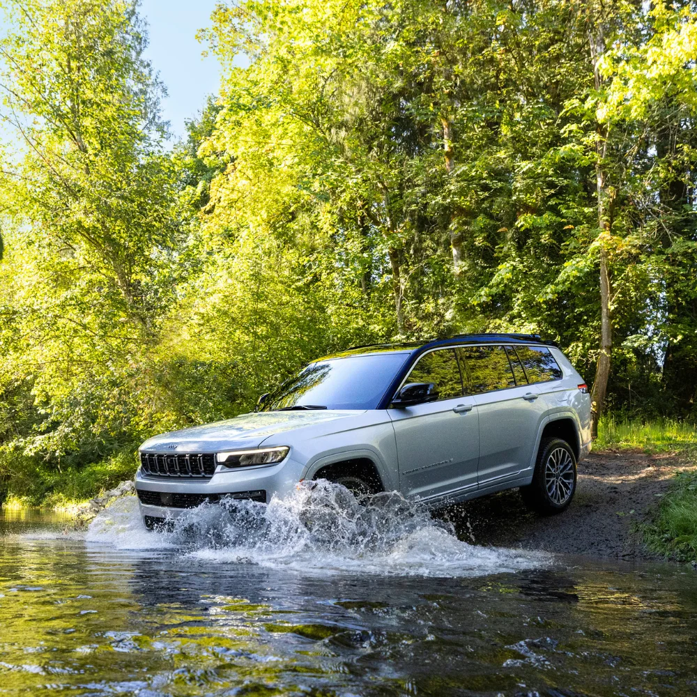 1776801247_How%20to%20Schedule%20a%20Test%20Drive%20at%20a%20Hartford%20Jeep%20Dealership%20Near%20You.webp