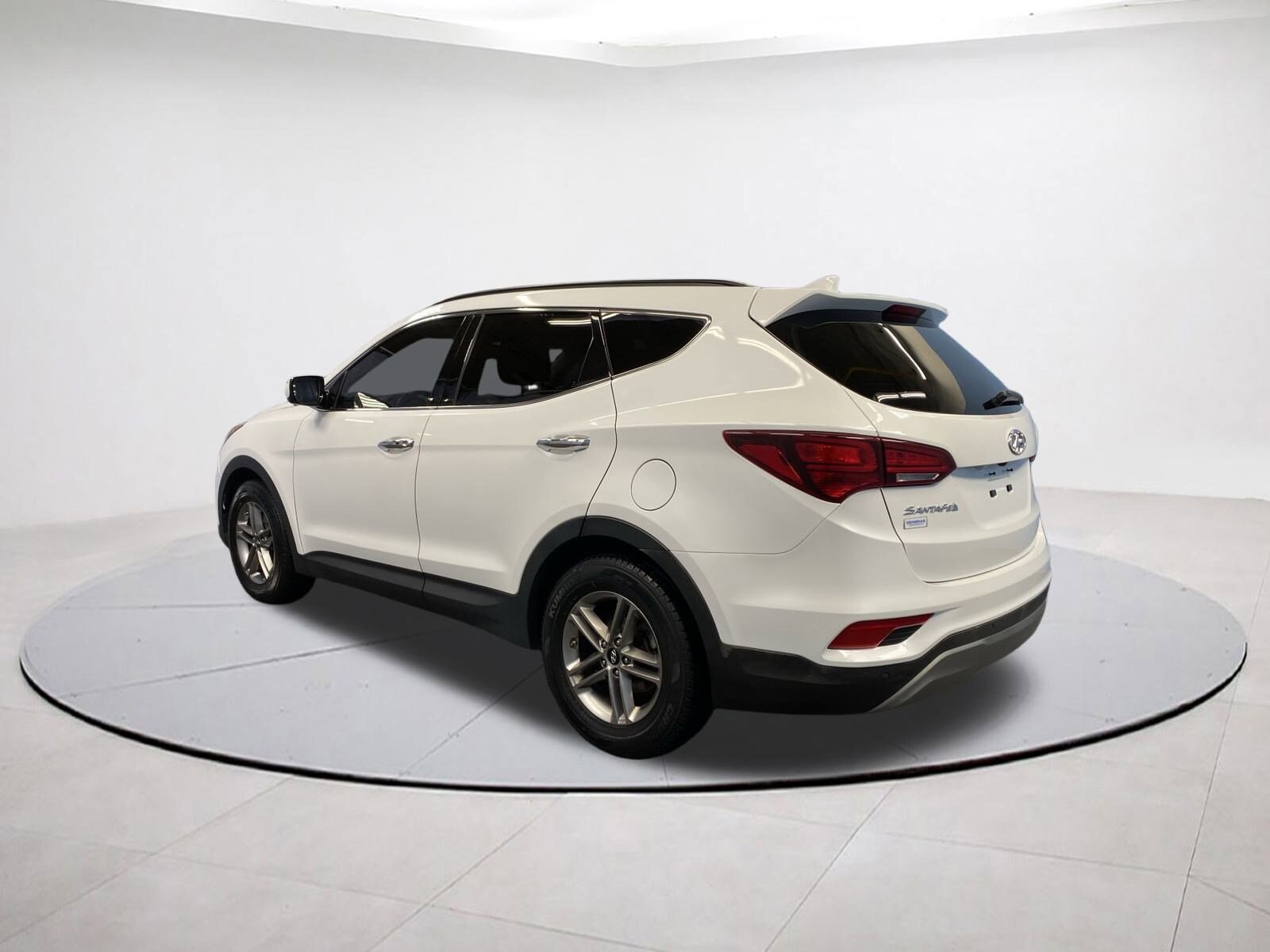 2017 Hyundai Santa Fe Sport photo 4