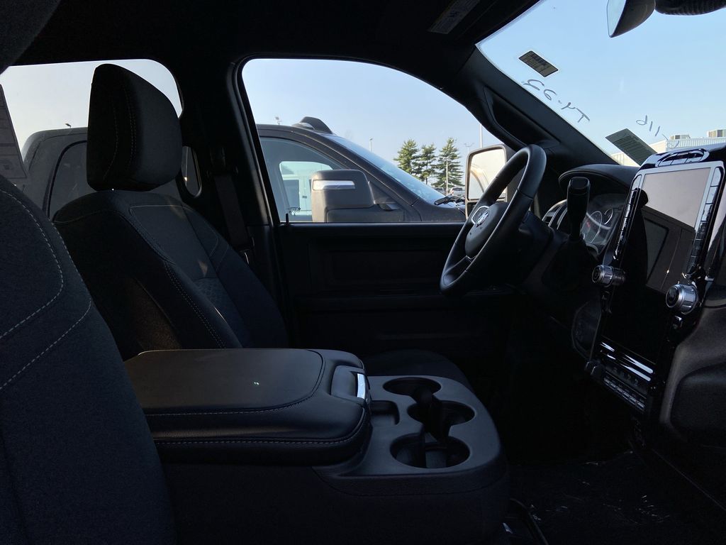 2025 RAM 2500 Tradesman - Photo 9