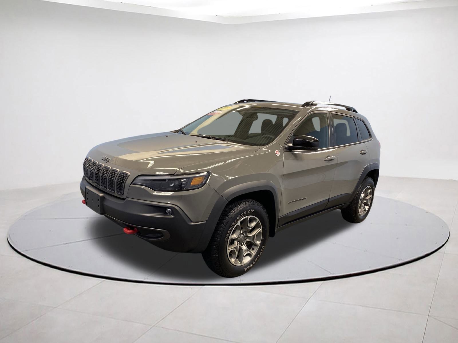 2022 Jeep Cherokee Trailhawk photo 3