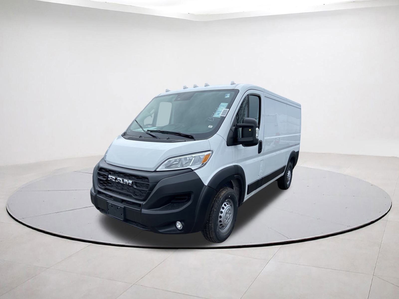 2025 Ram ProMaster 1500 photo 3